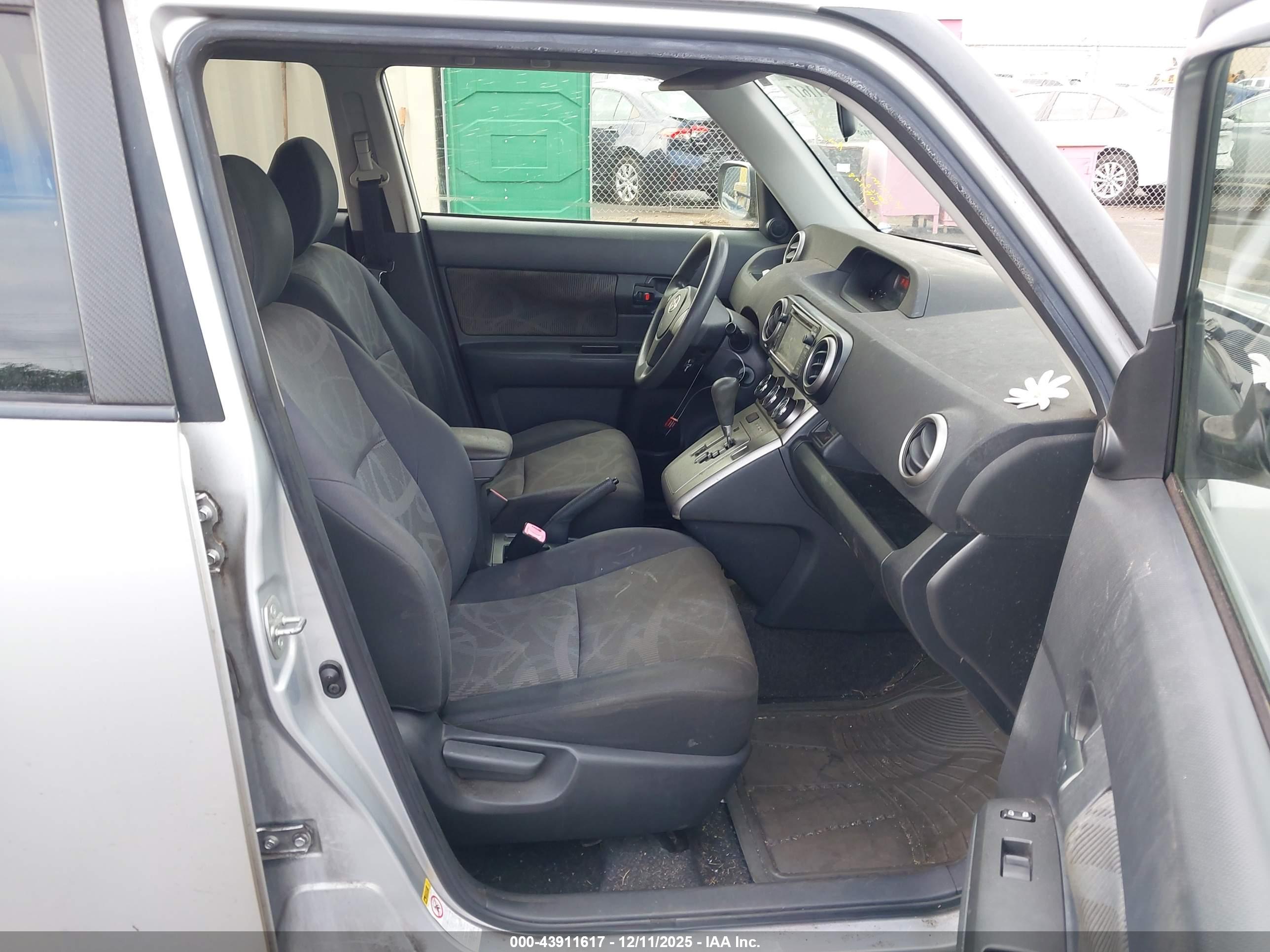 SCION XB image 5