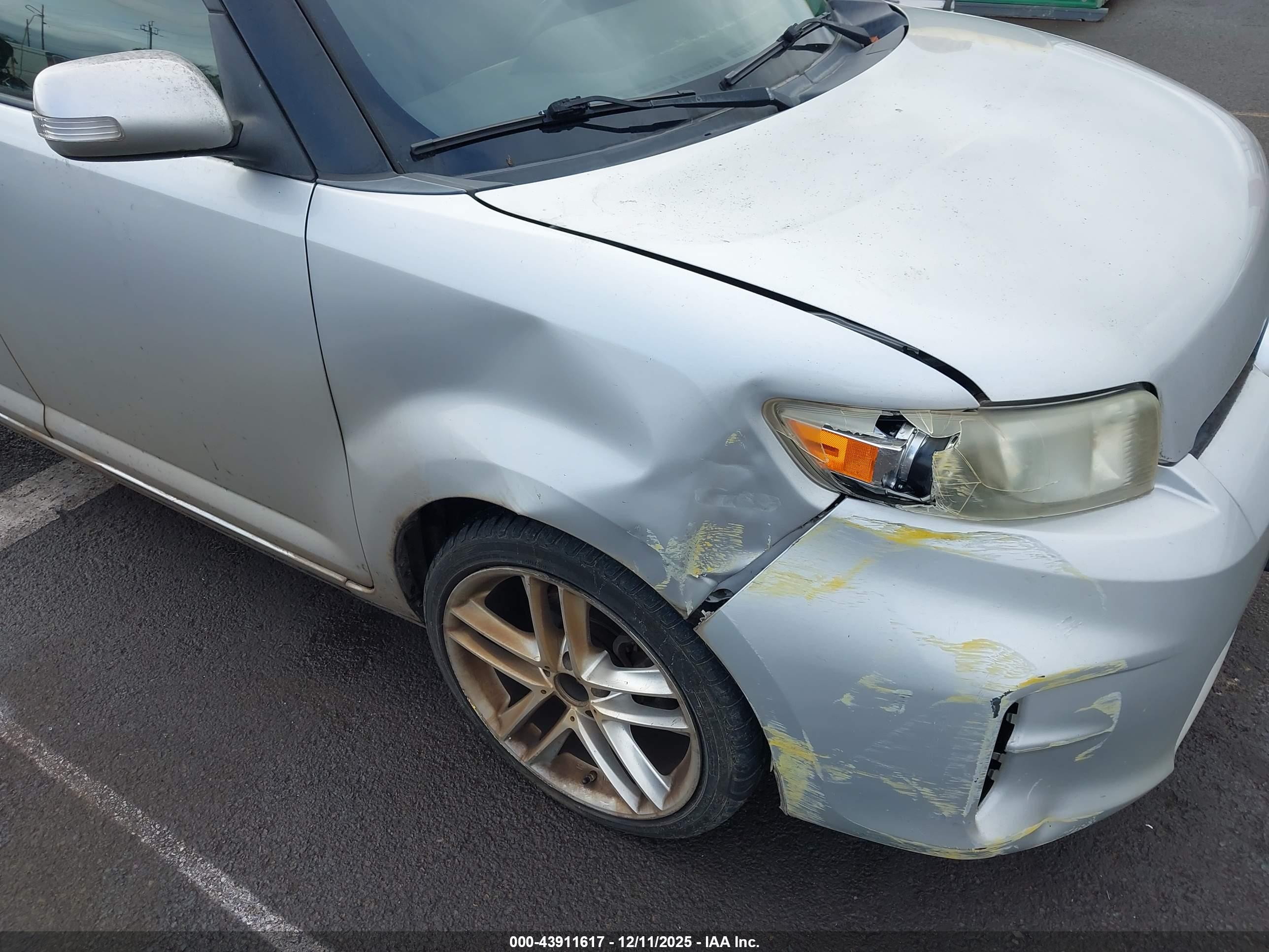 SCION XB image 6