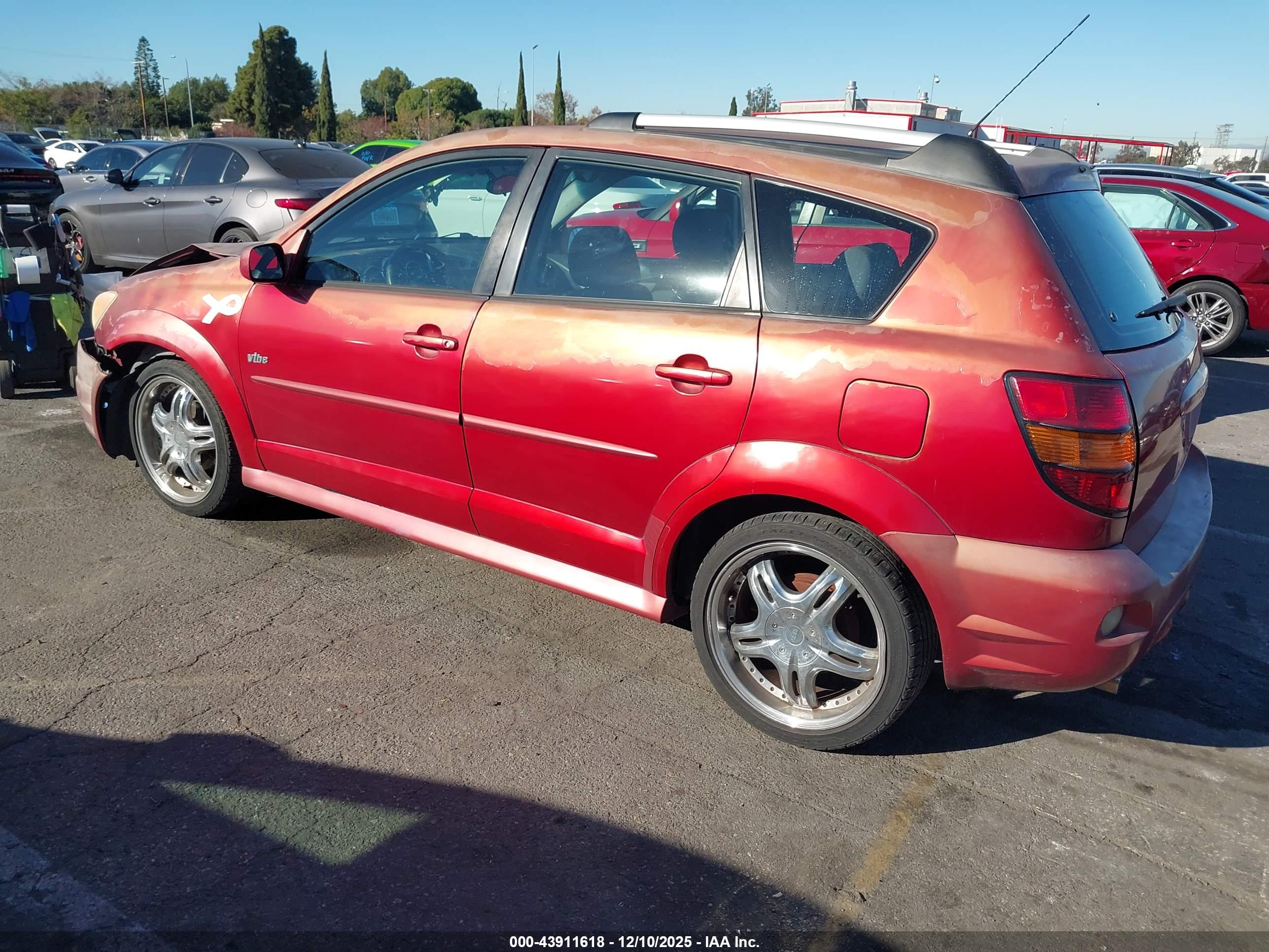 PONTIAC VIBE image 3