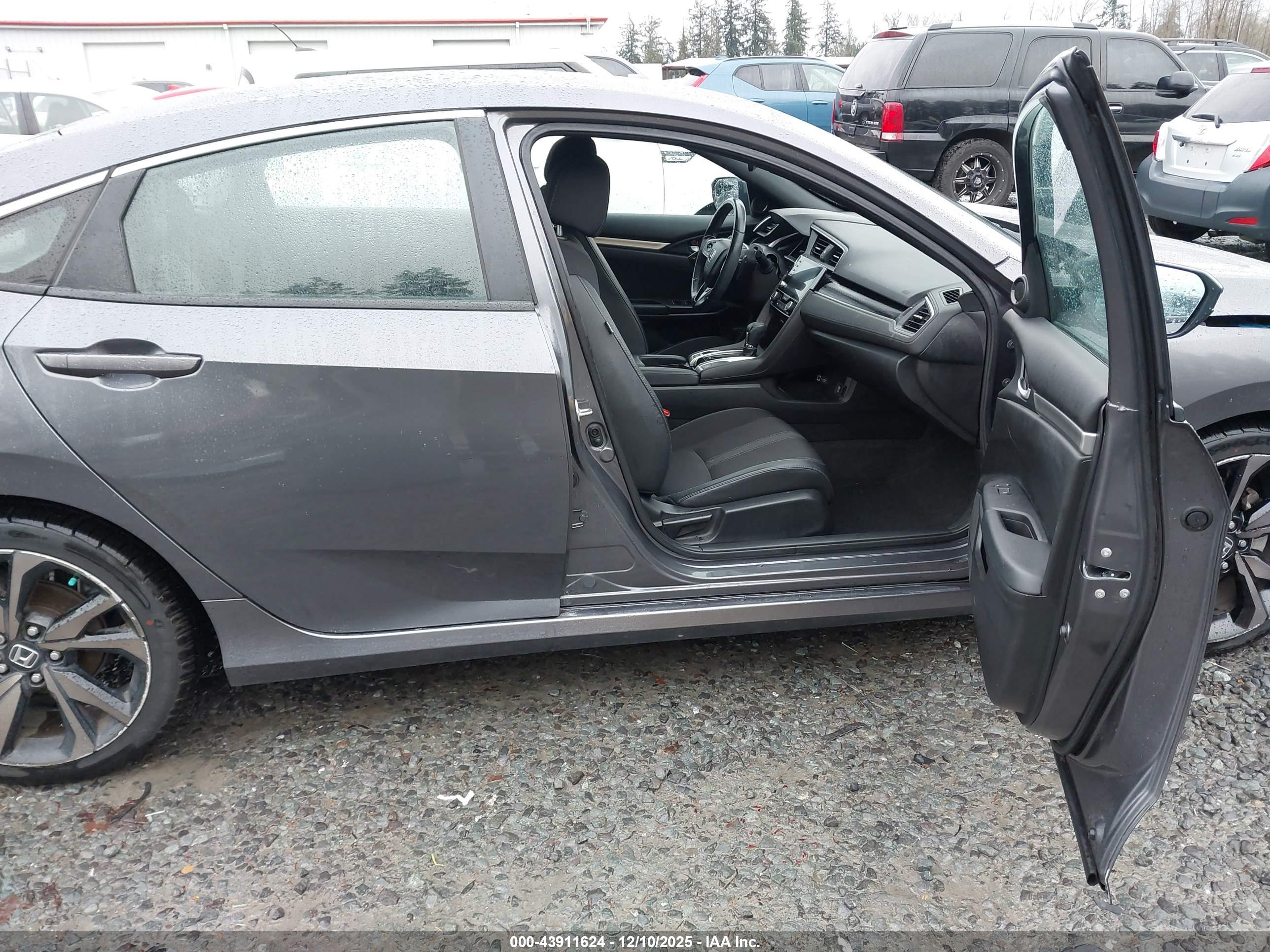 HONDA CIVIC image 5