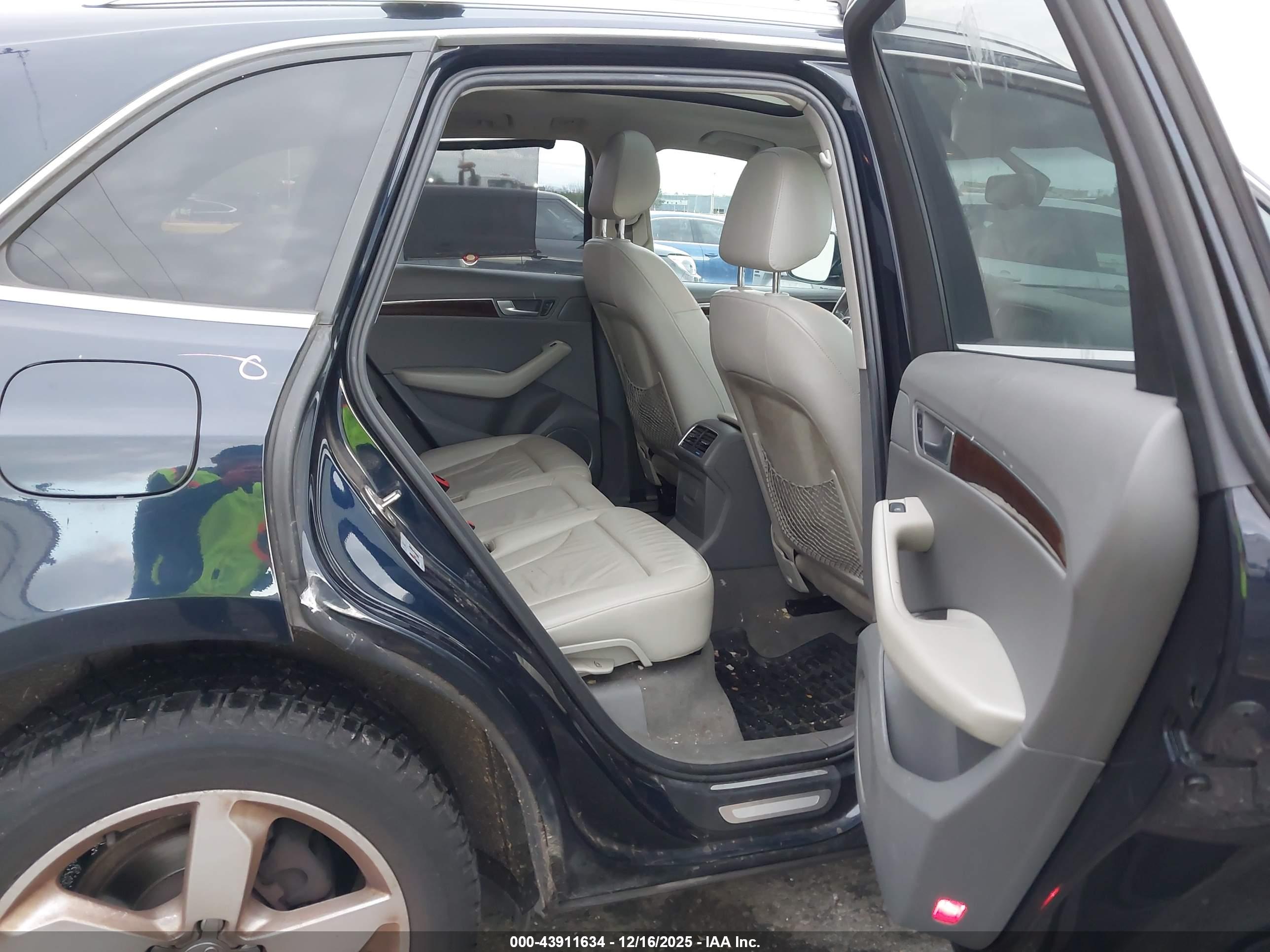 AUDI Q5 image 8