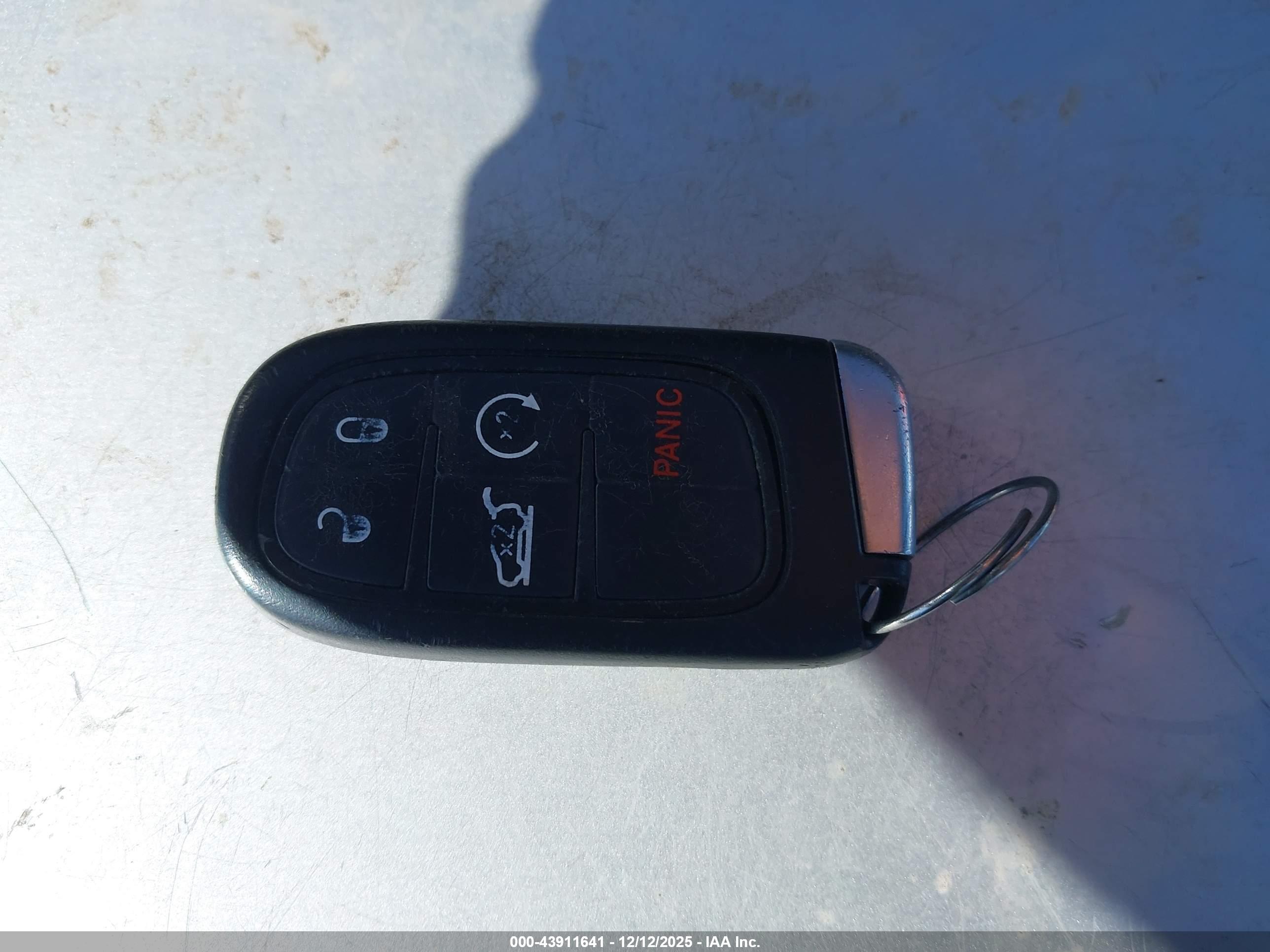 JEEP CHEROKEE image 11