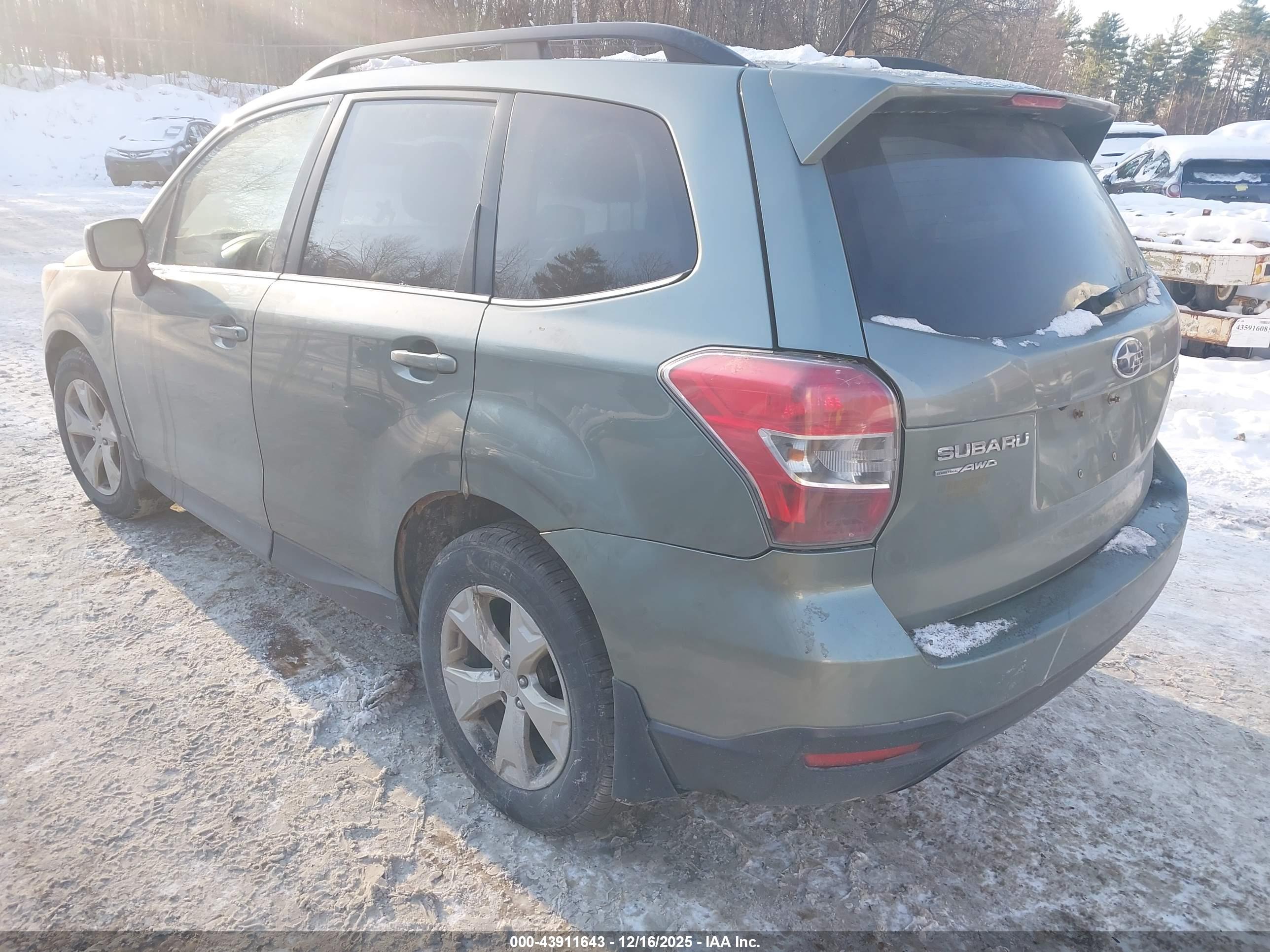 SUBARU FORESTER image 3