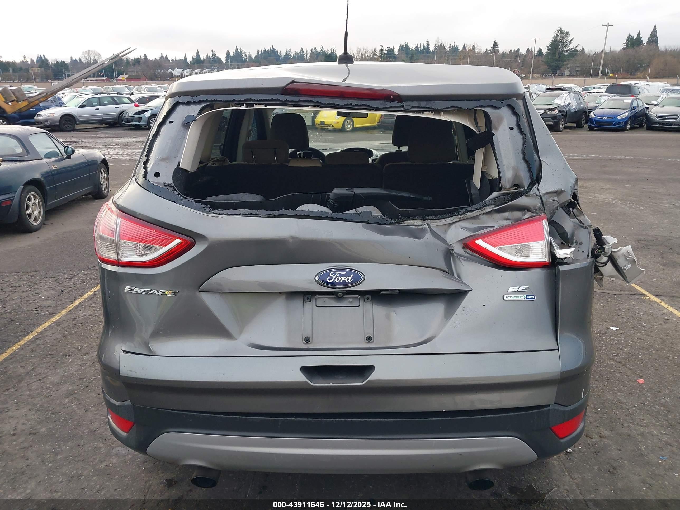 FORD ESCAPE image 6