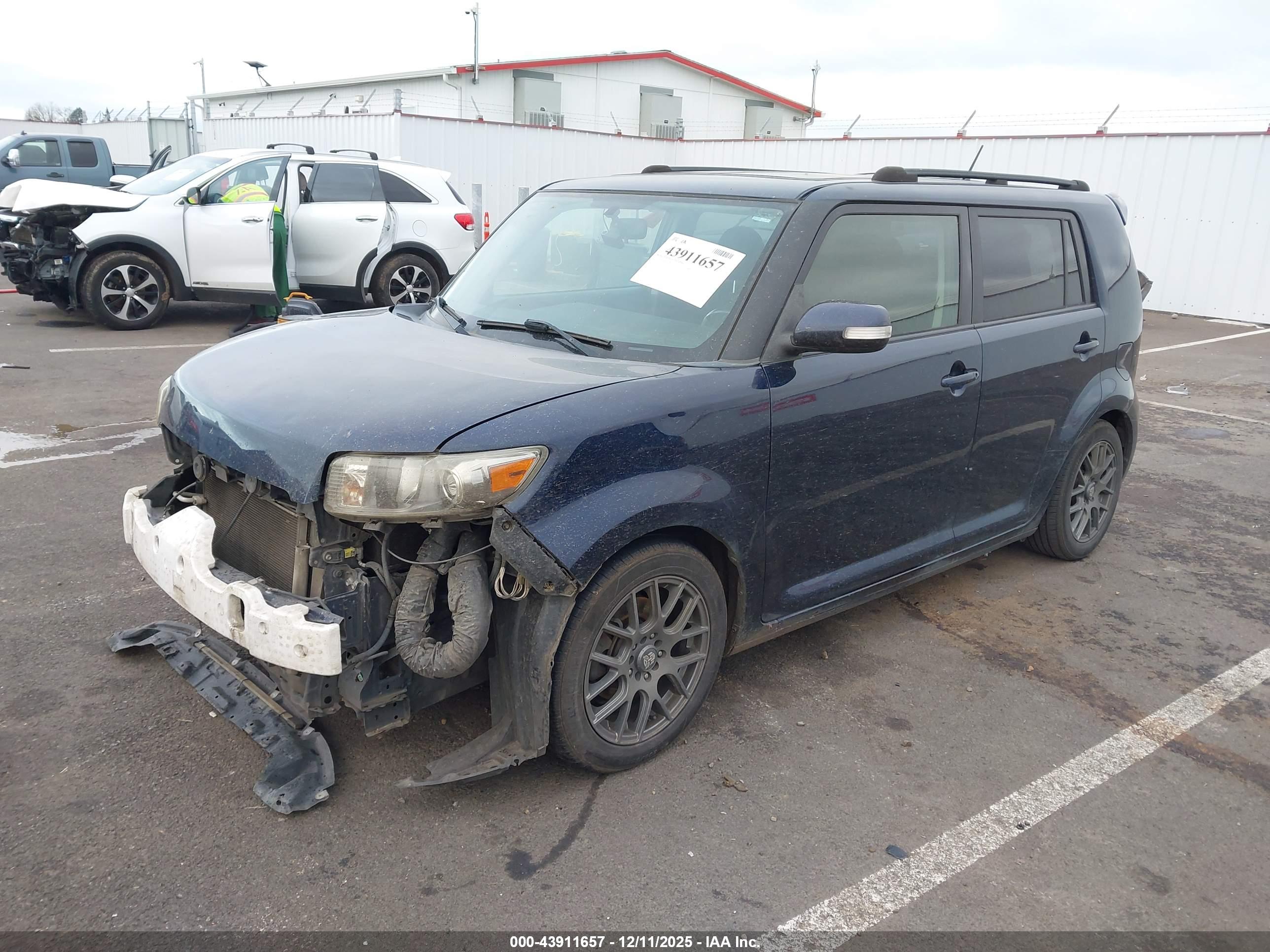 SCION XB image 2