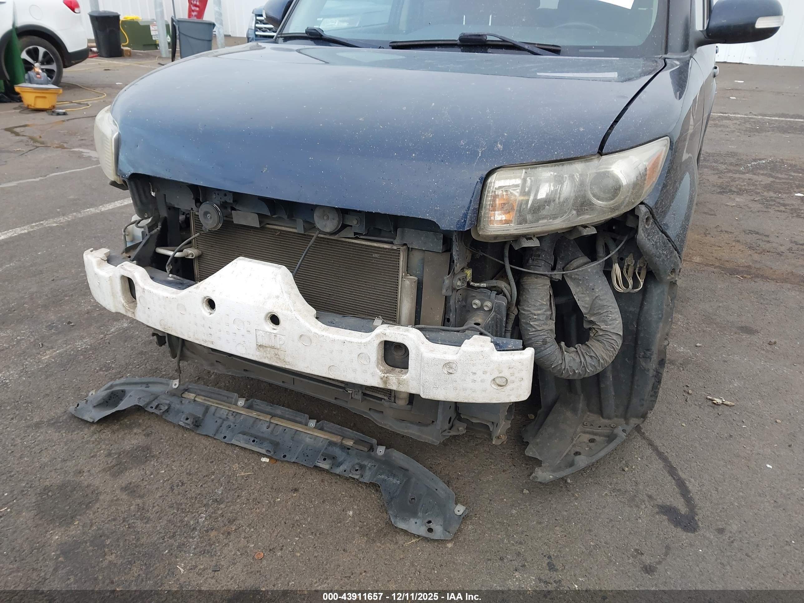 SCION XB image 6