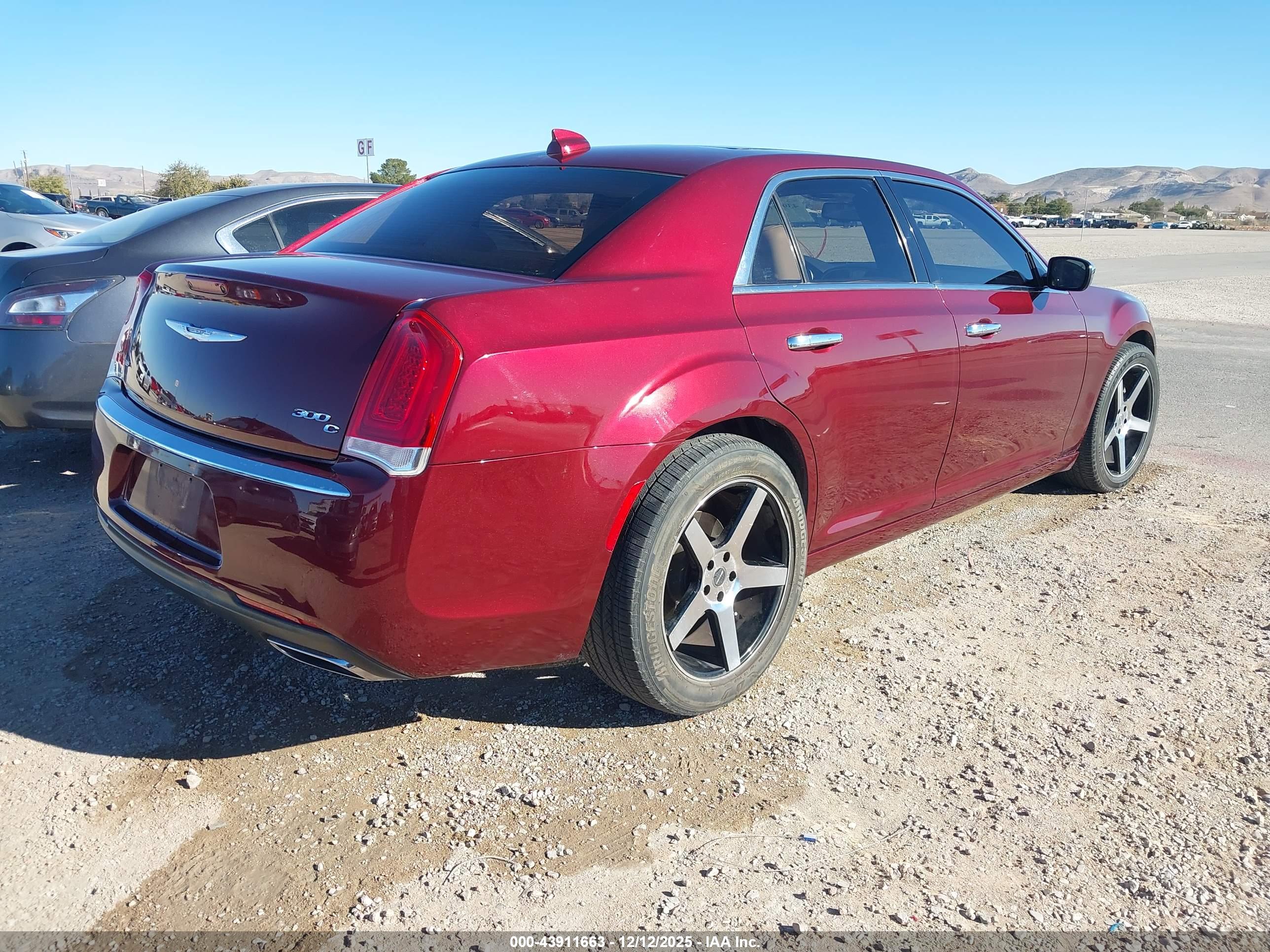 CHRYSLER 300C image 4
