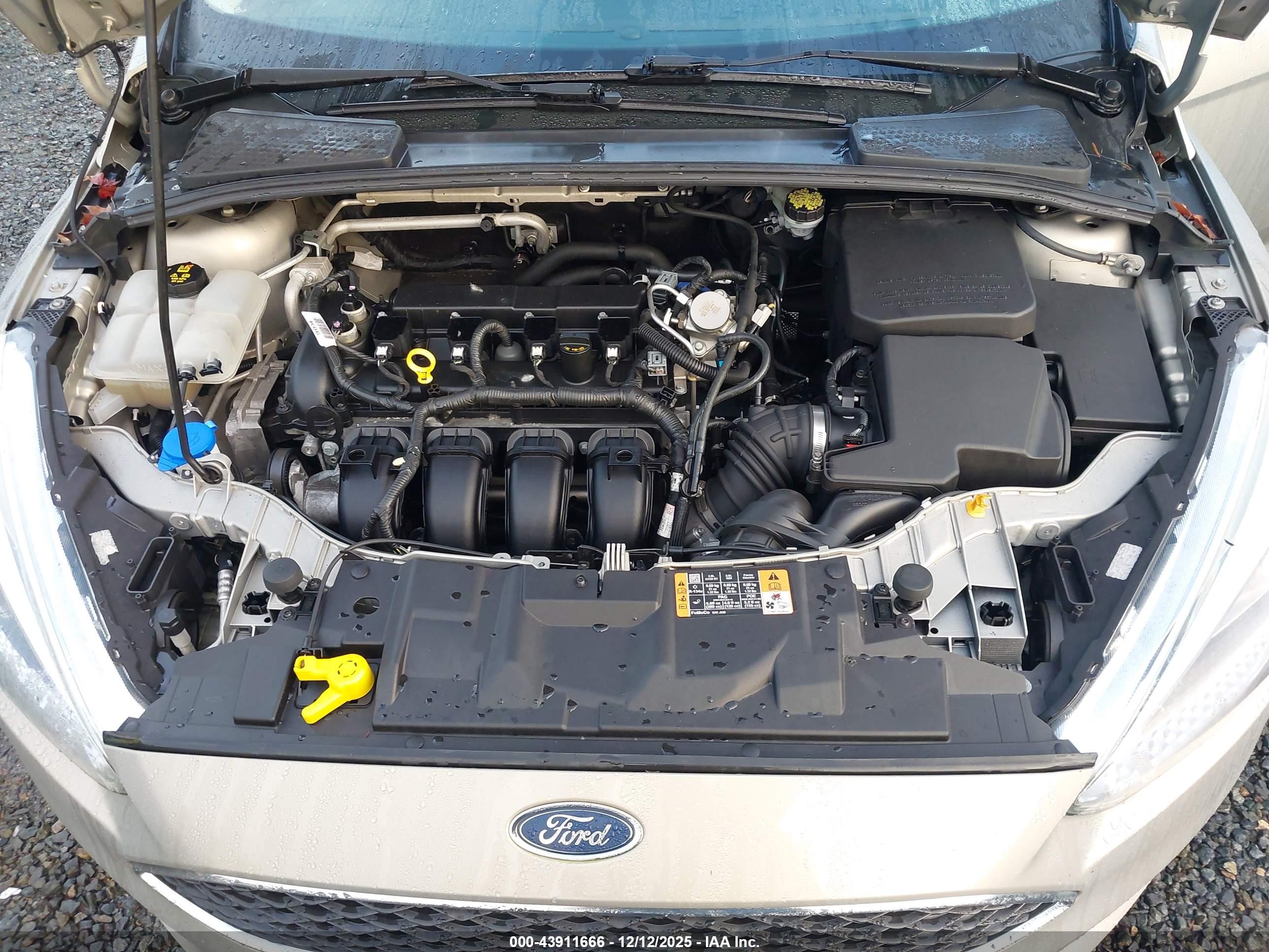 FORD FOCUS image 10