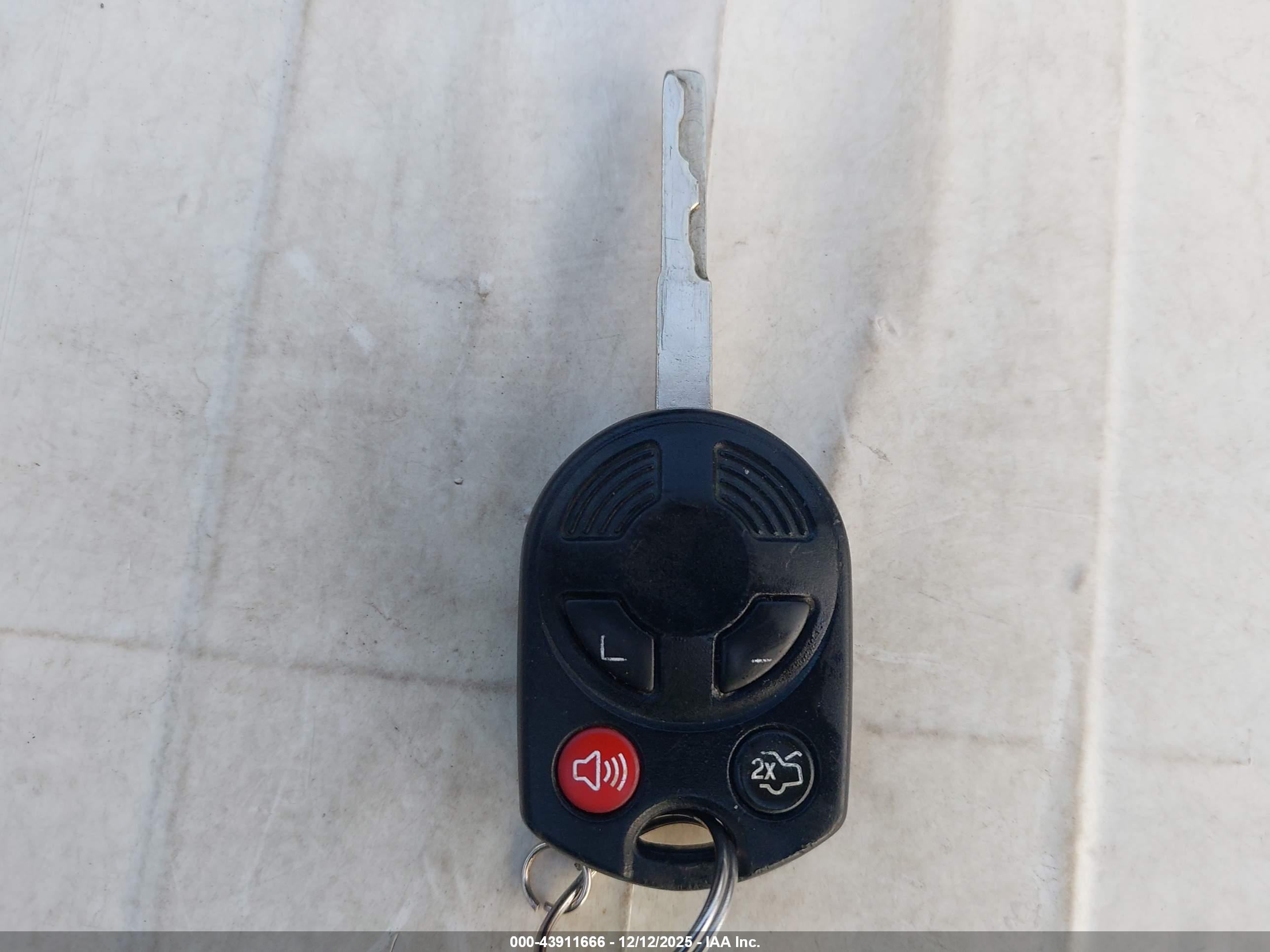 FORD FOCUS image 11