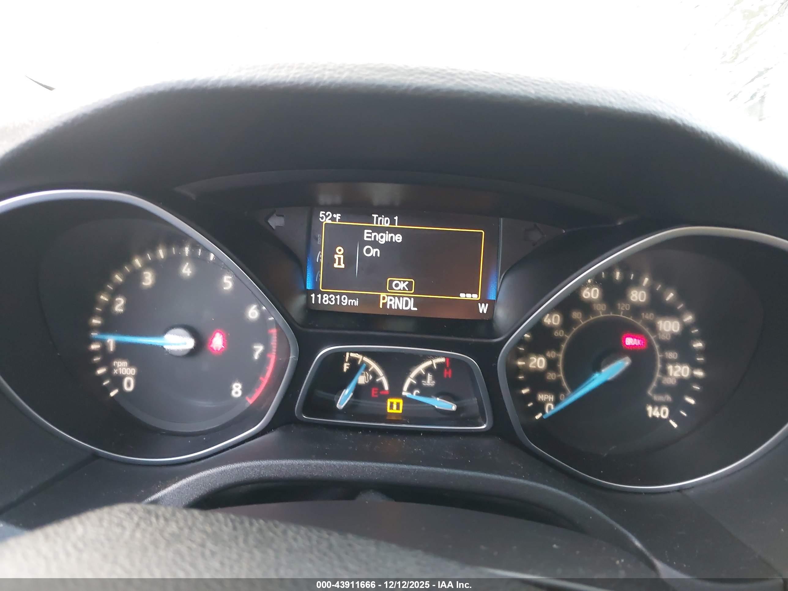 FORD FOCUS image 7