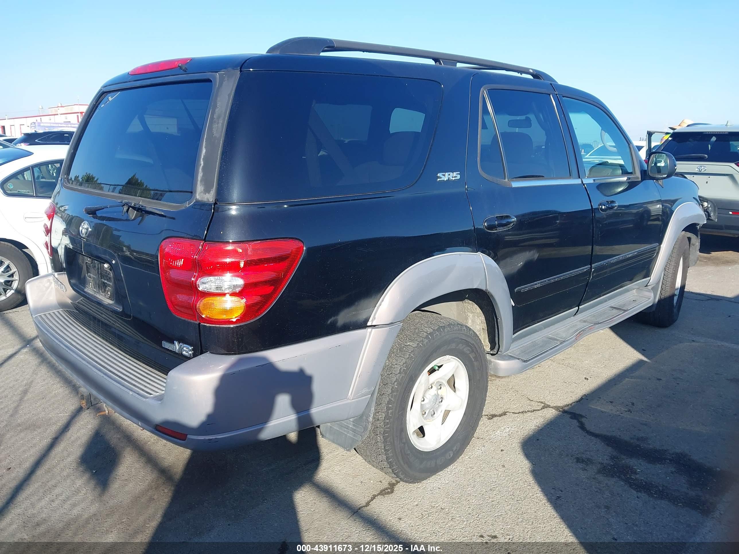 TOYOTA SEQUOIA image 4