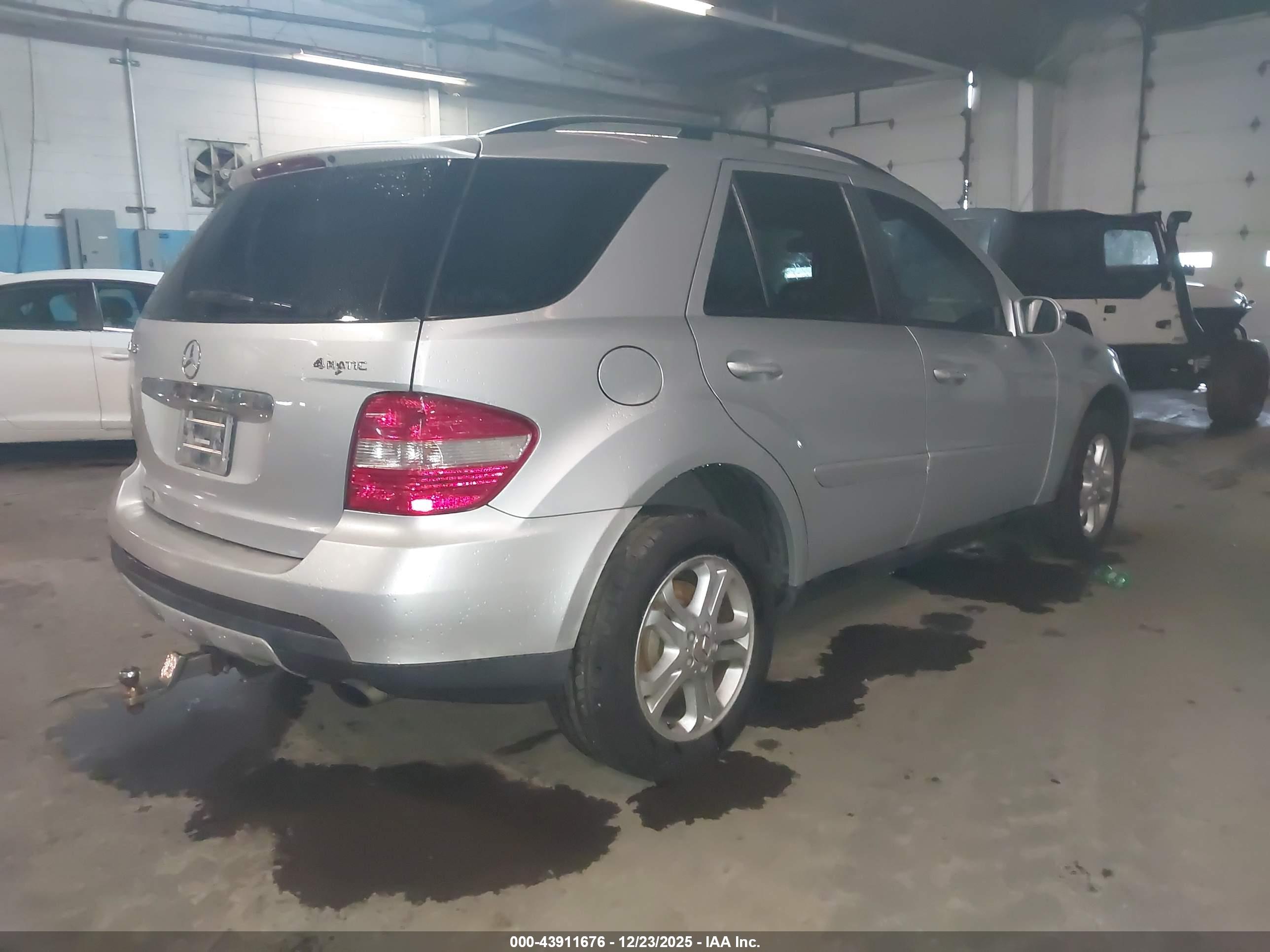 MERCEDES-BENZ ML image 4