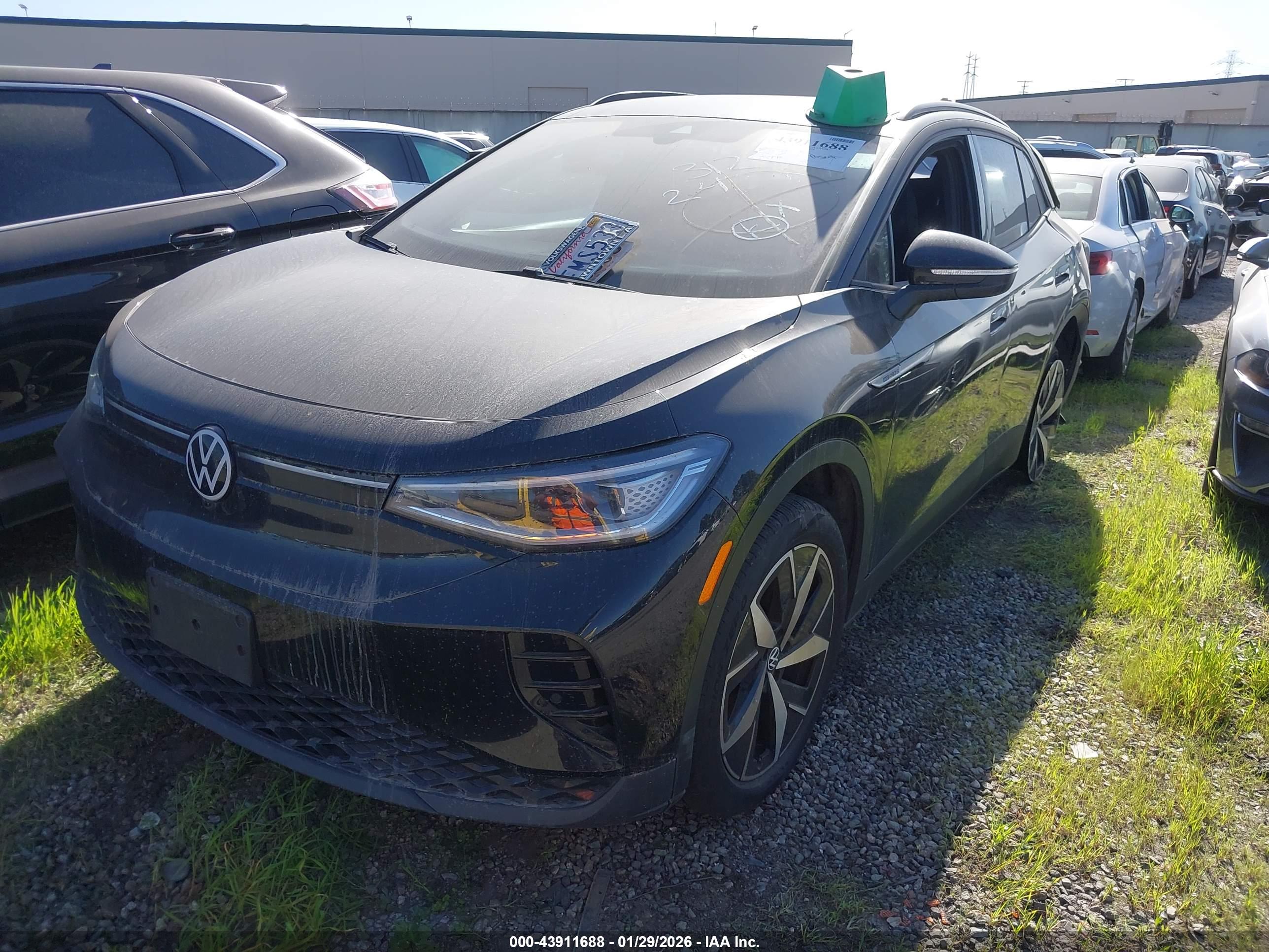 VOLKSWAGEN ID.4 image 2