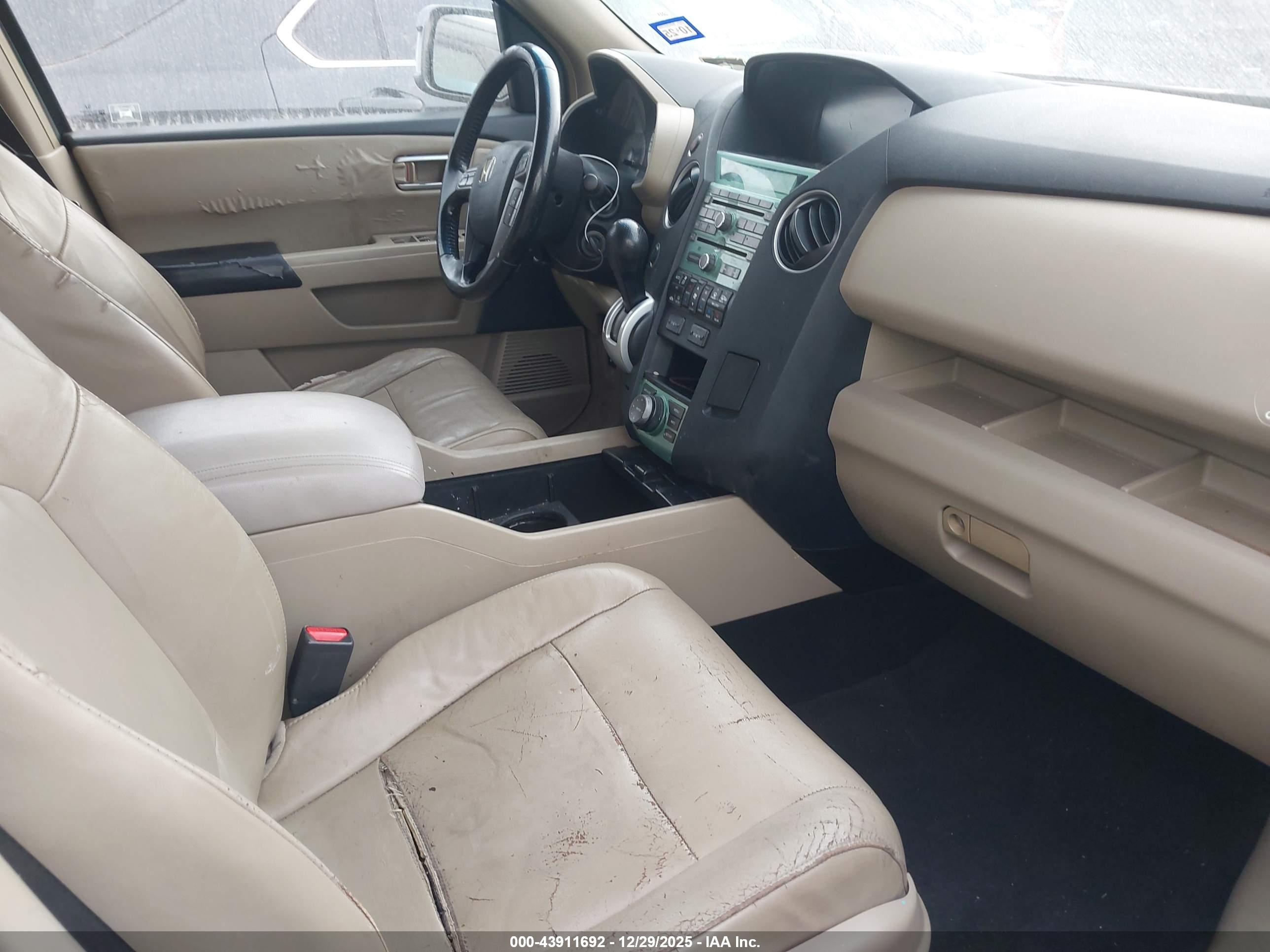 HONDA PILOT image 5