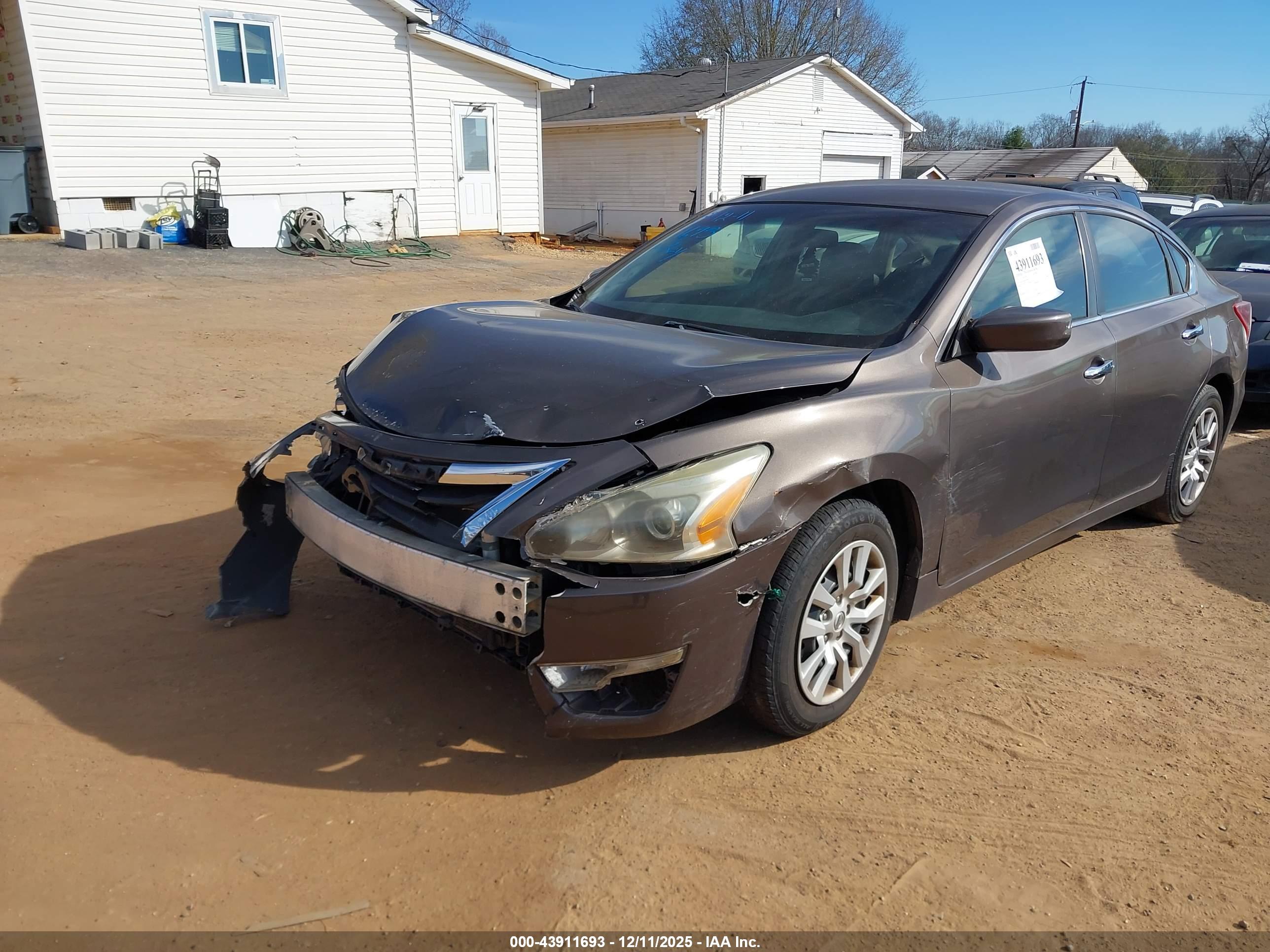 NISSAN ALTIMA image 2