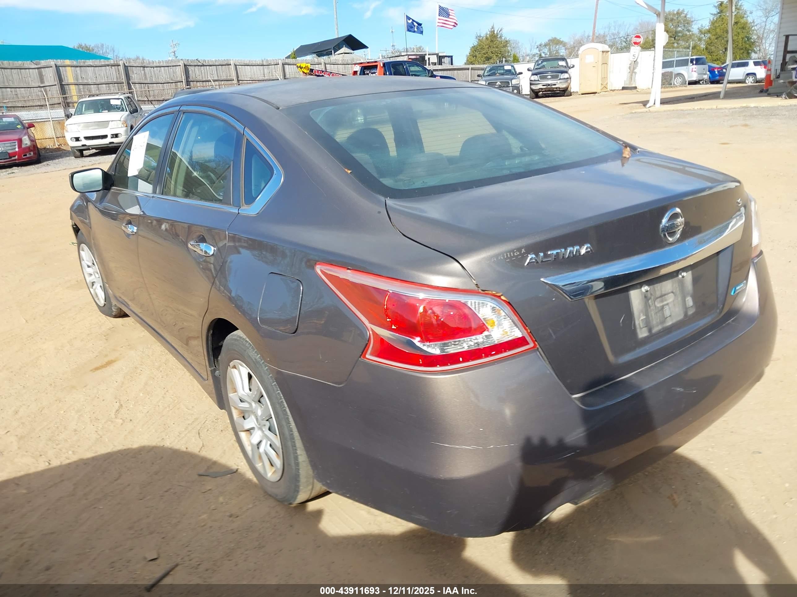 NISSAN ALTIMA image 3