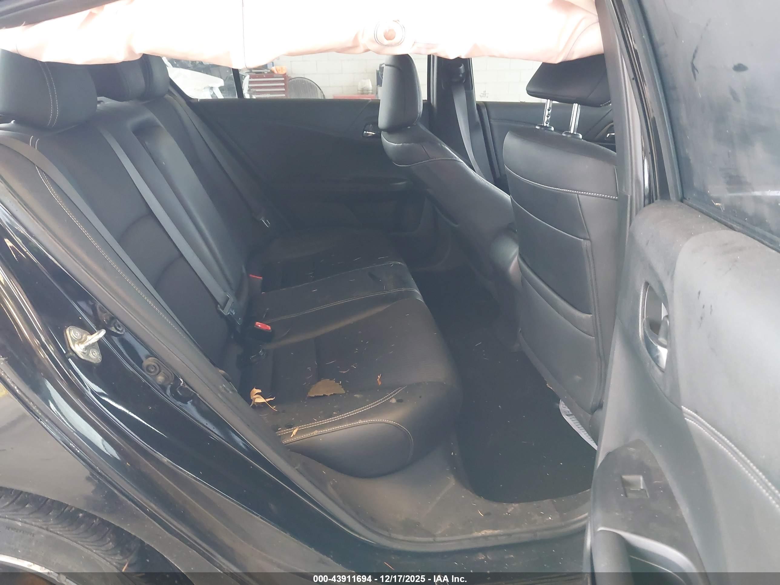HONDA ACCORD image 8