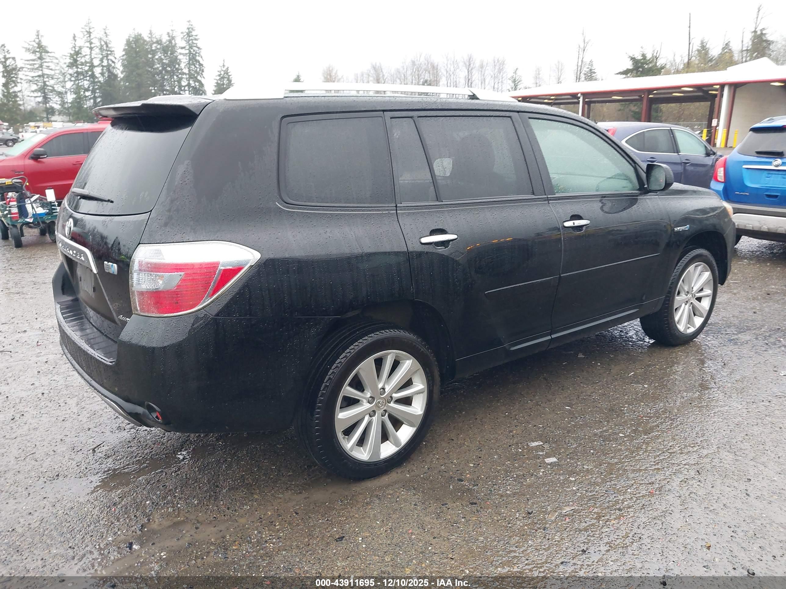 TOYOTA HIGHLANDER image 4