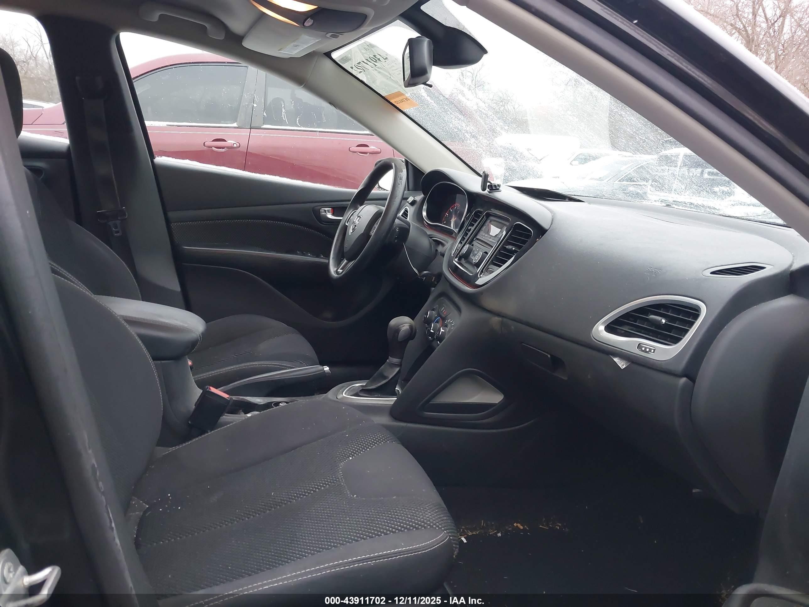 DODGE DART image 5