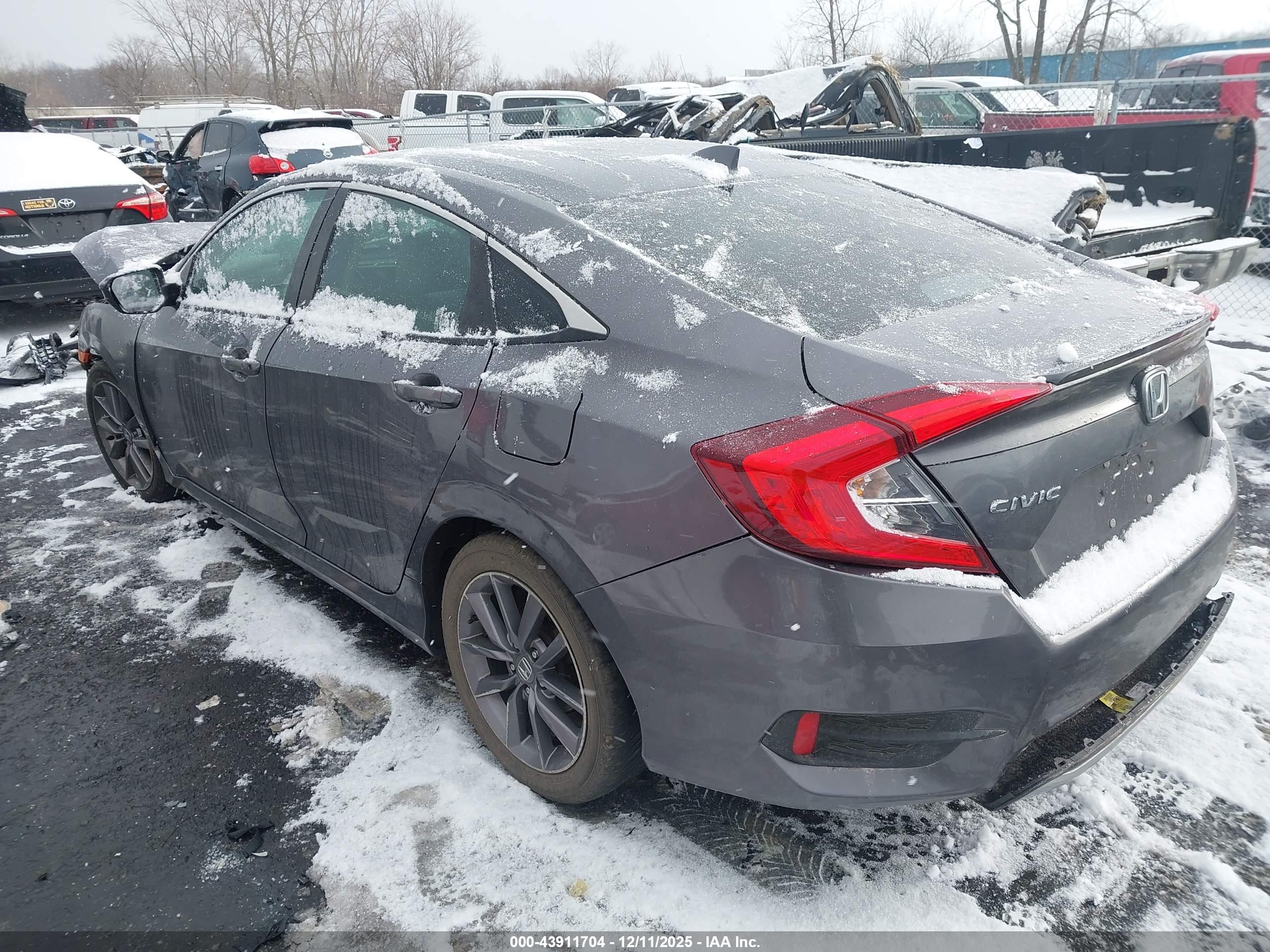 HONDA CIVIC image 3