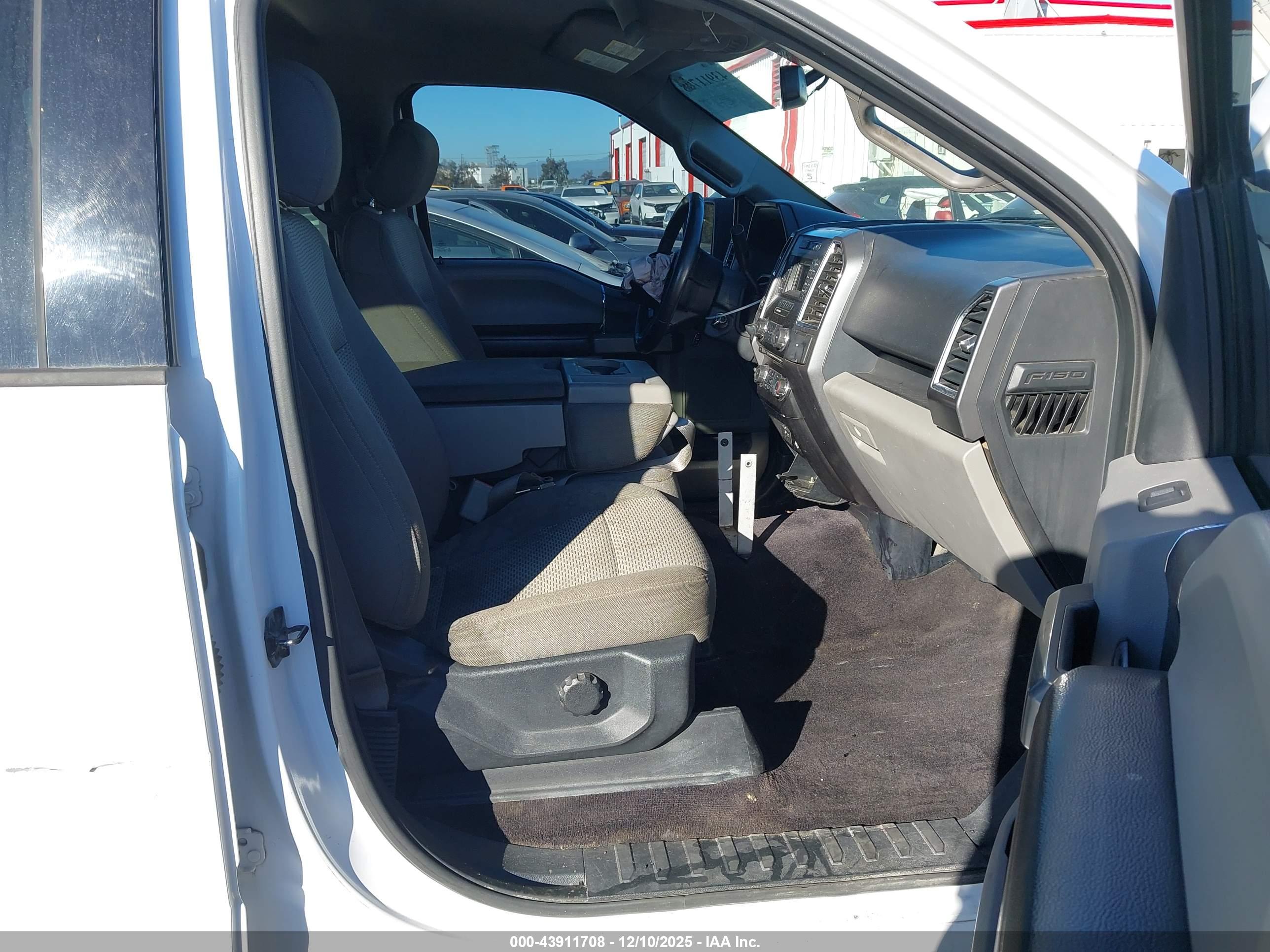 FORD F-150 image 5