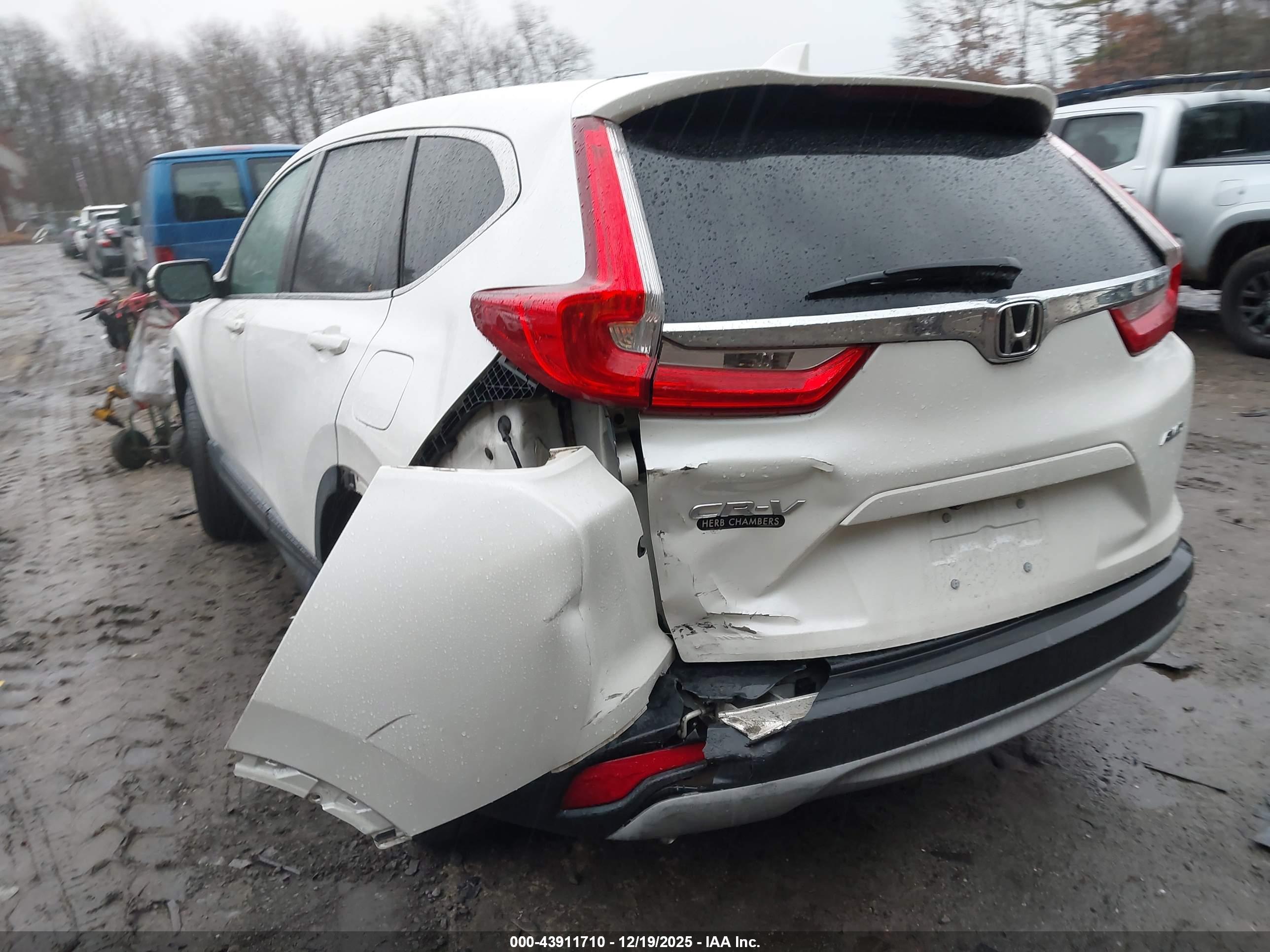 HONDA CR-V image 3