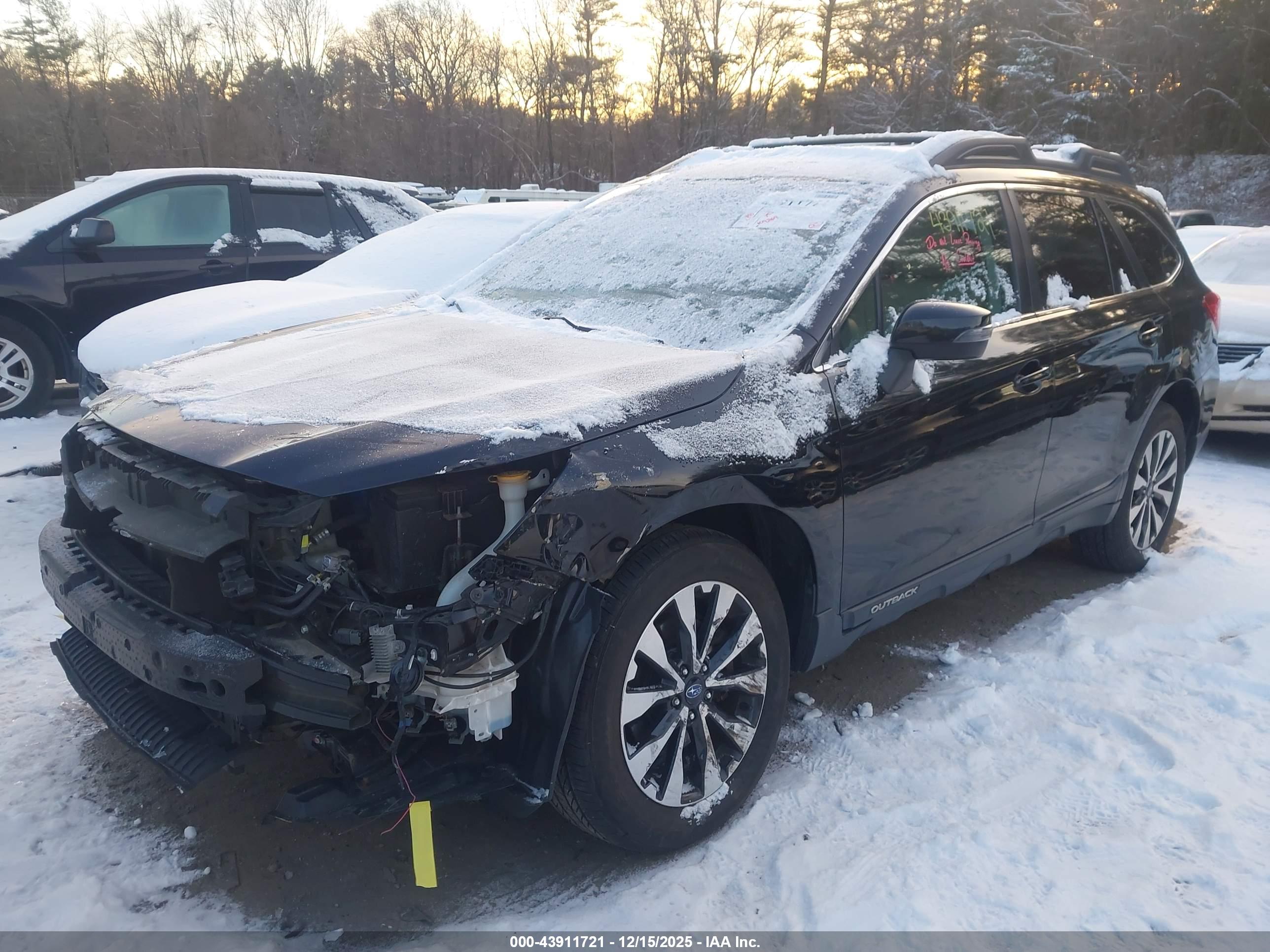 SUBARU OUTBACK image 2