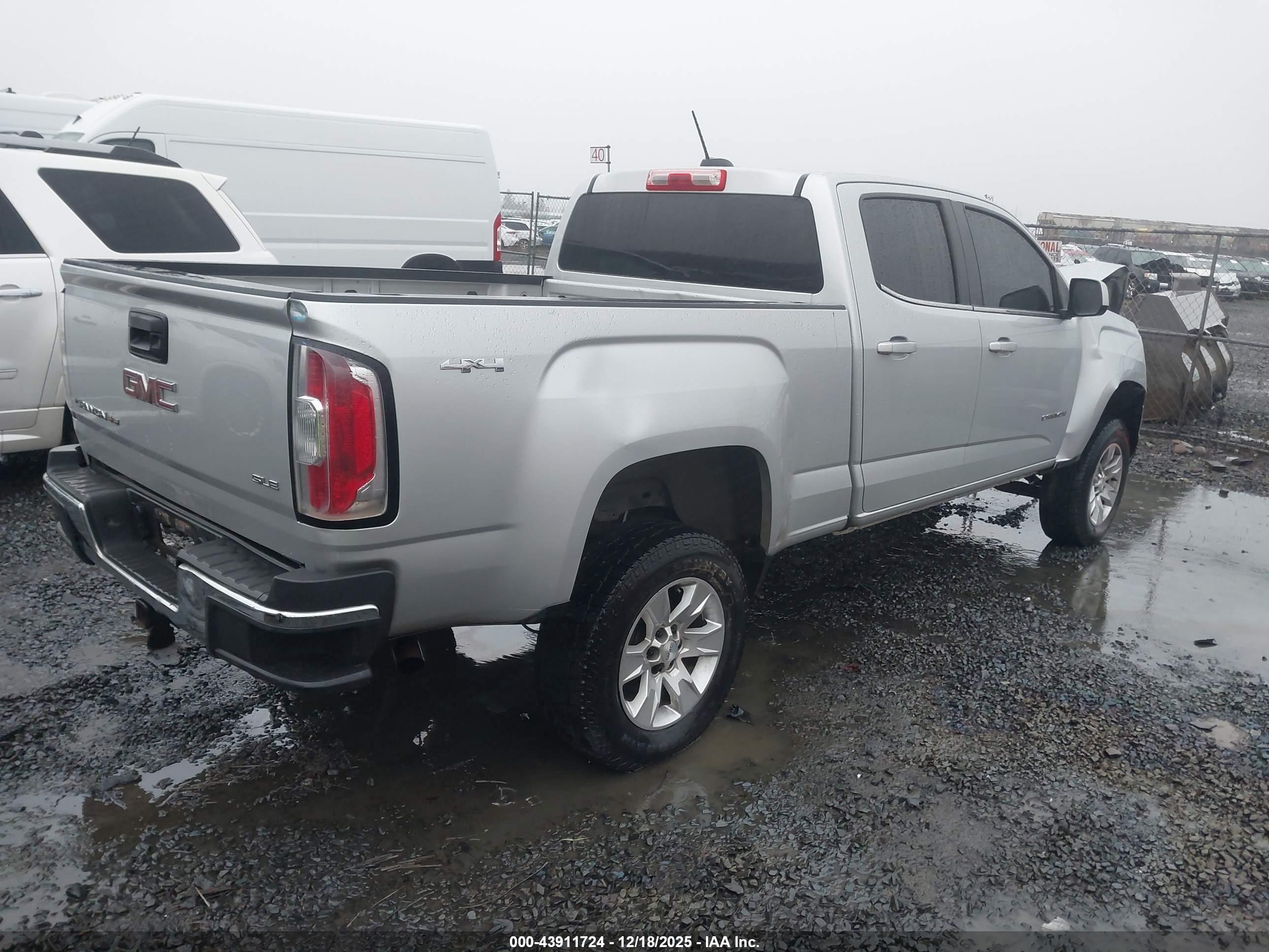 GMC CANYON image 4