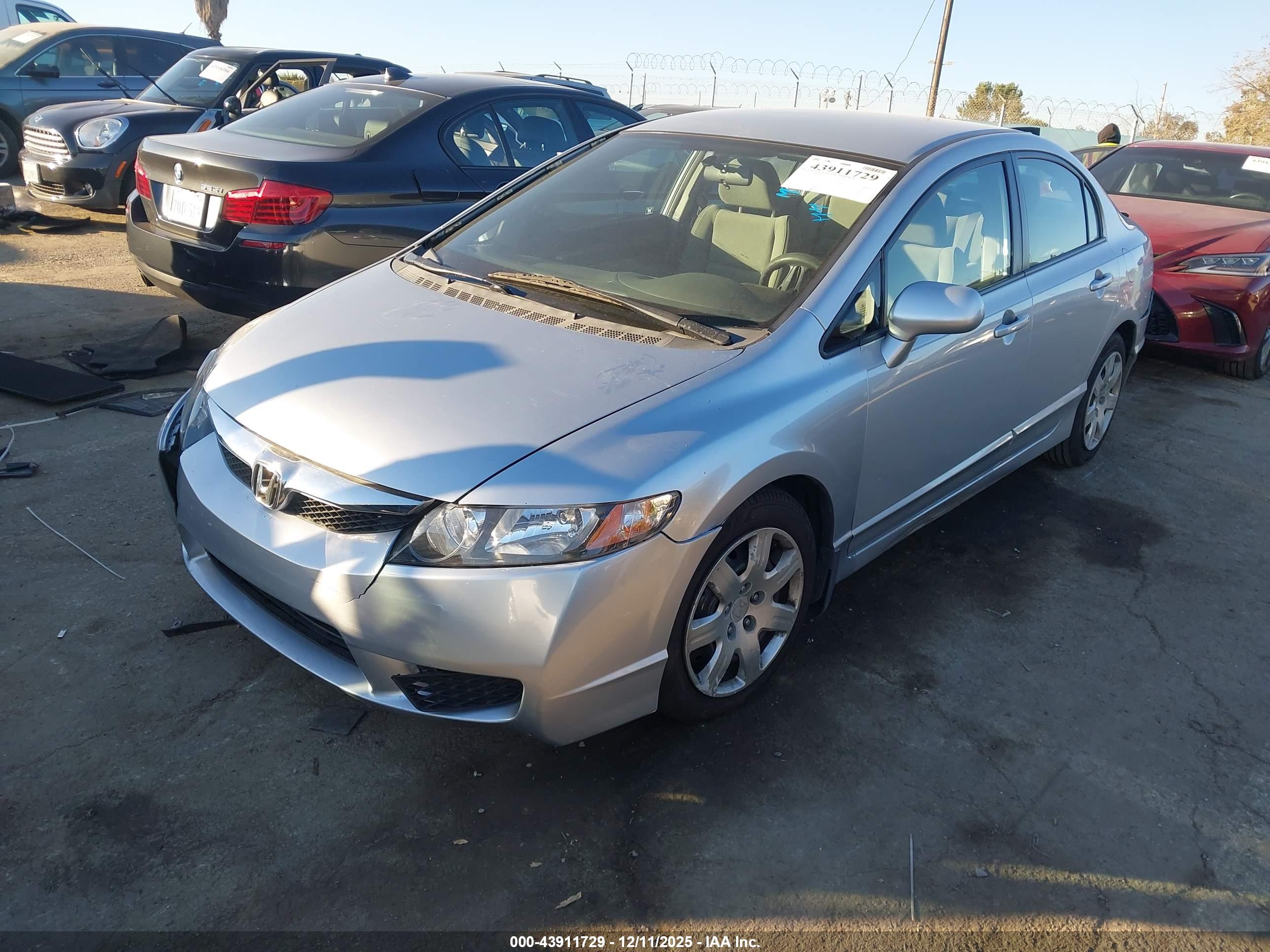 HONDA CIVIC image 2