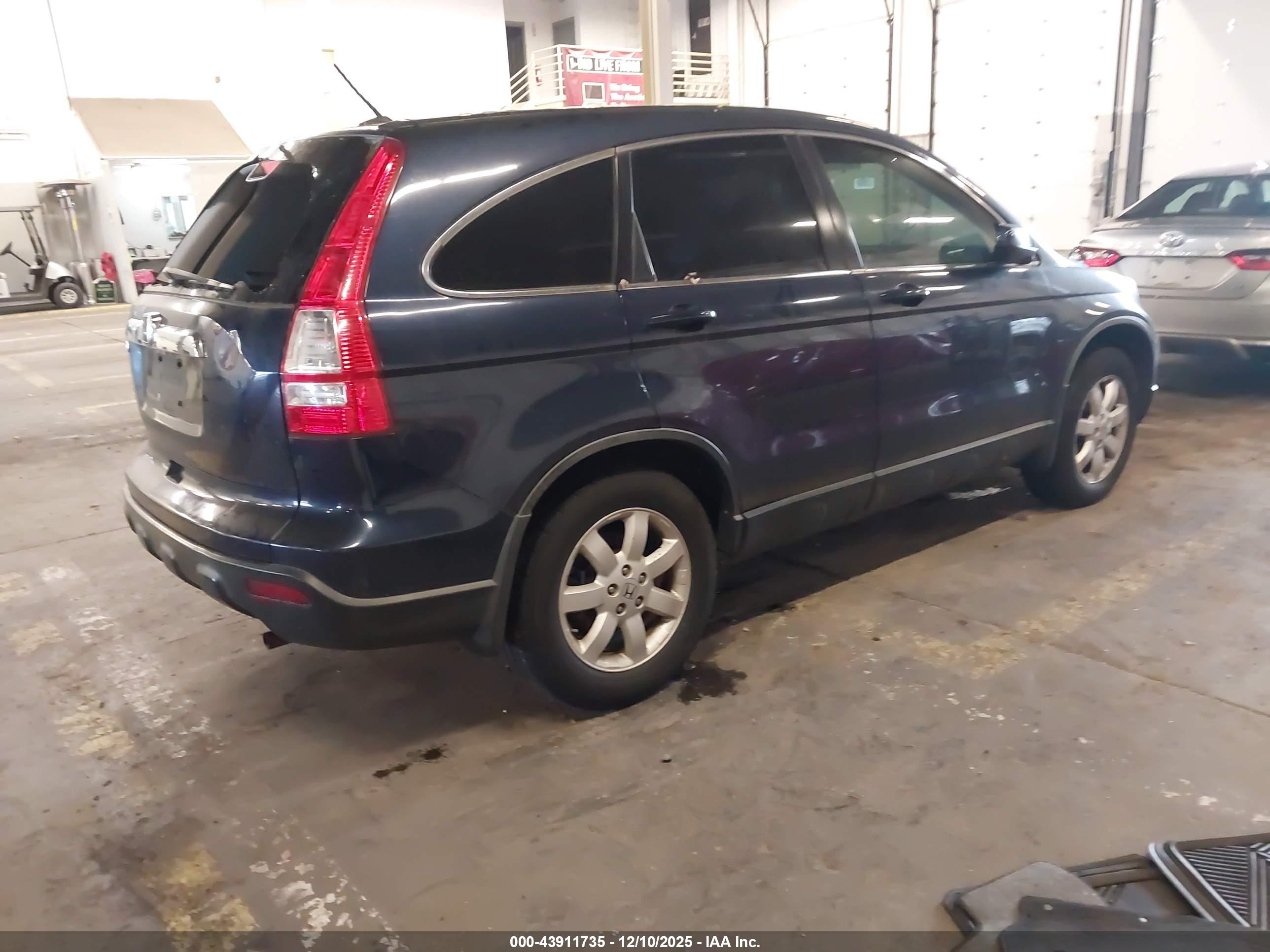 HONDA CR-V image 4