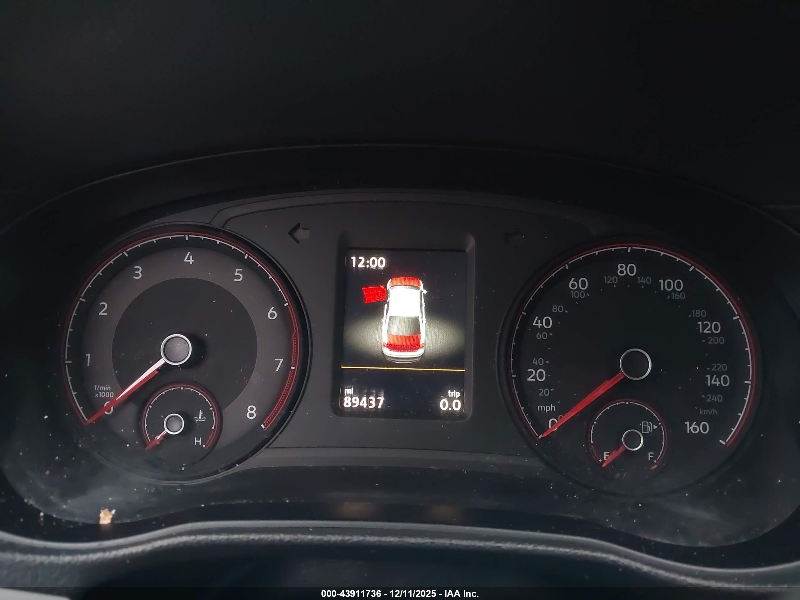 VOLKSWAGEN PASSAT image 7