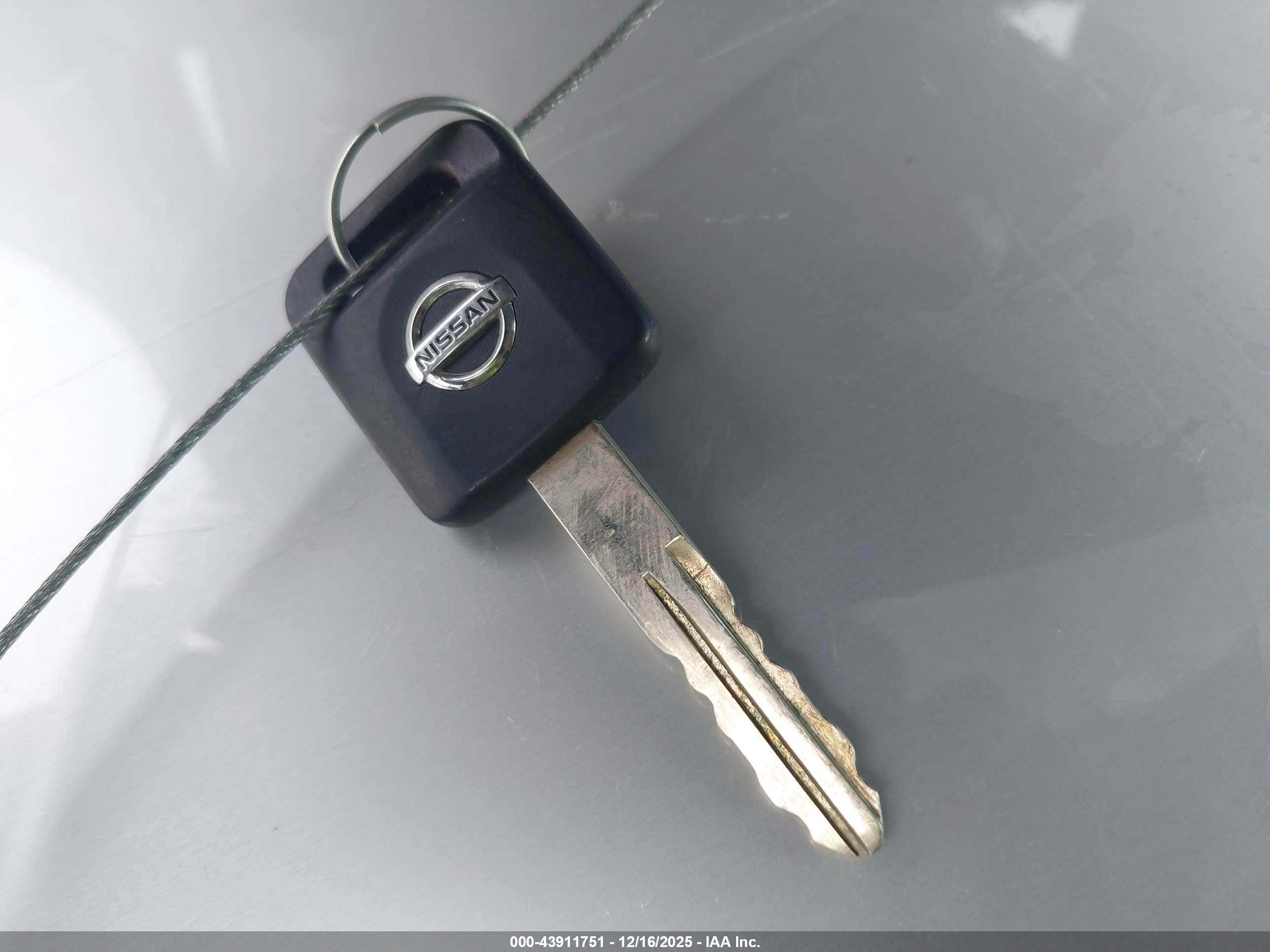 NISSAN FRONTIER image 11