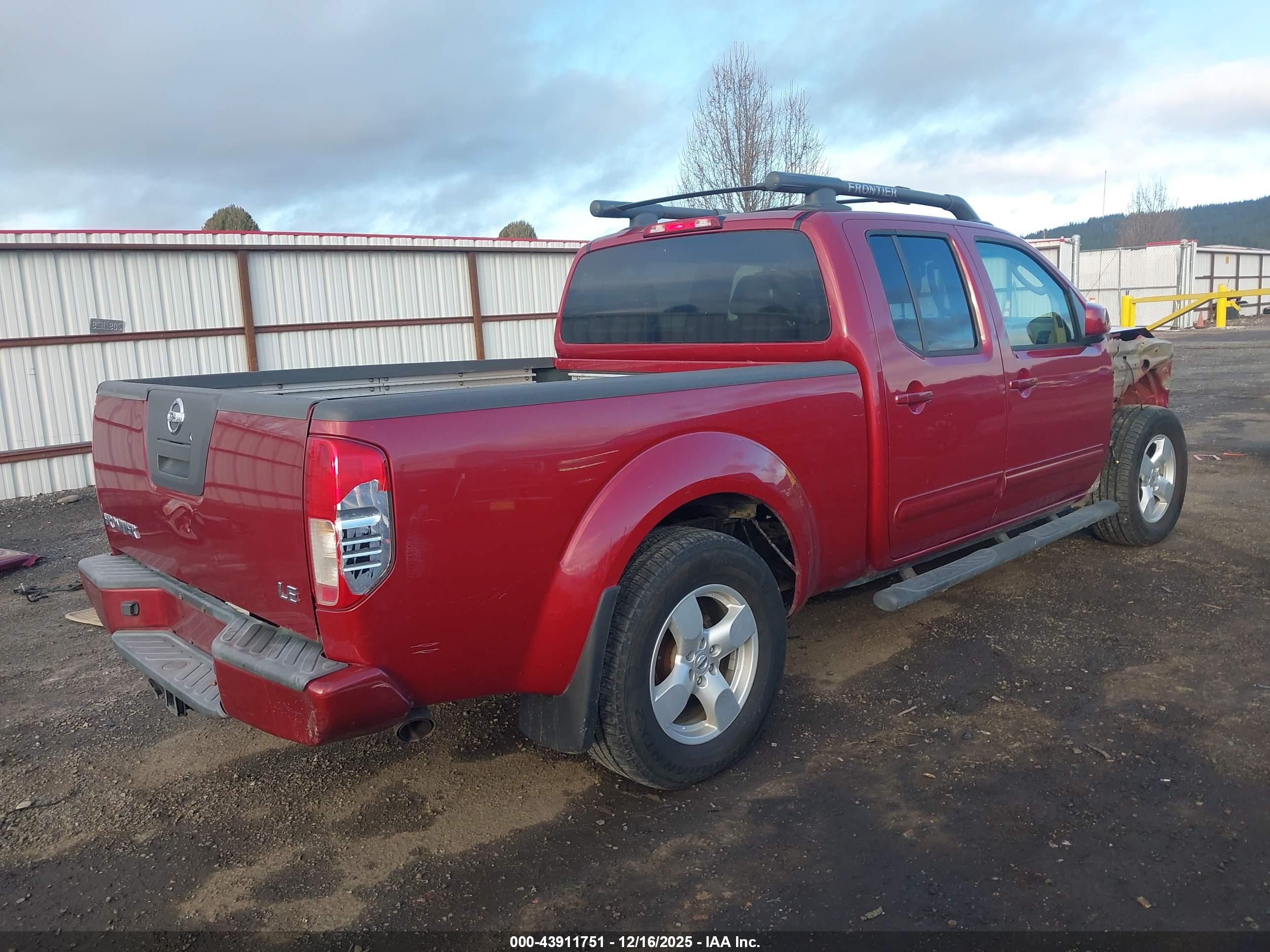NISSAN FRONTIER image 4
