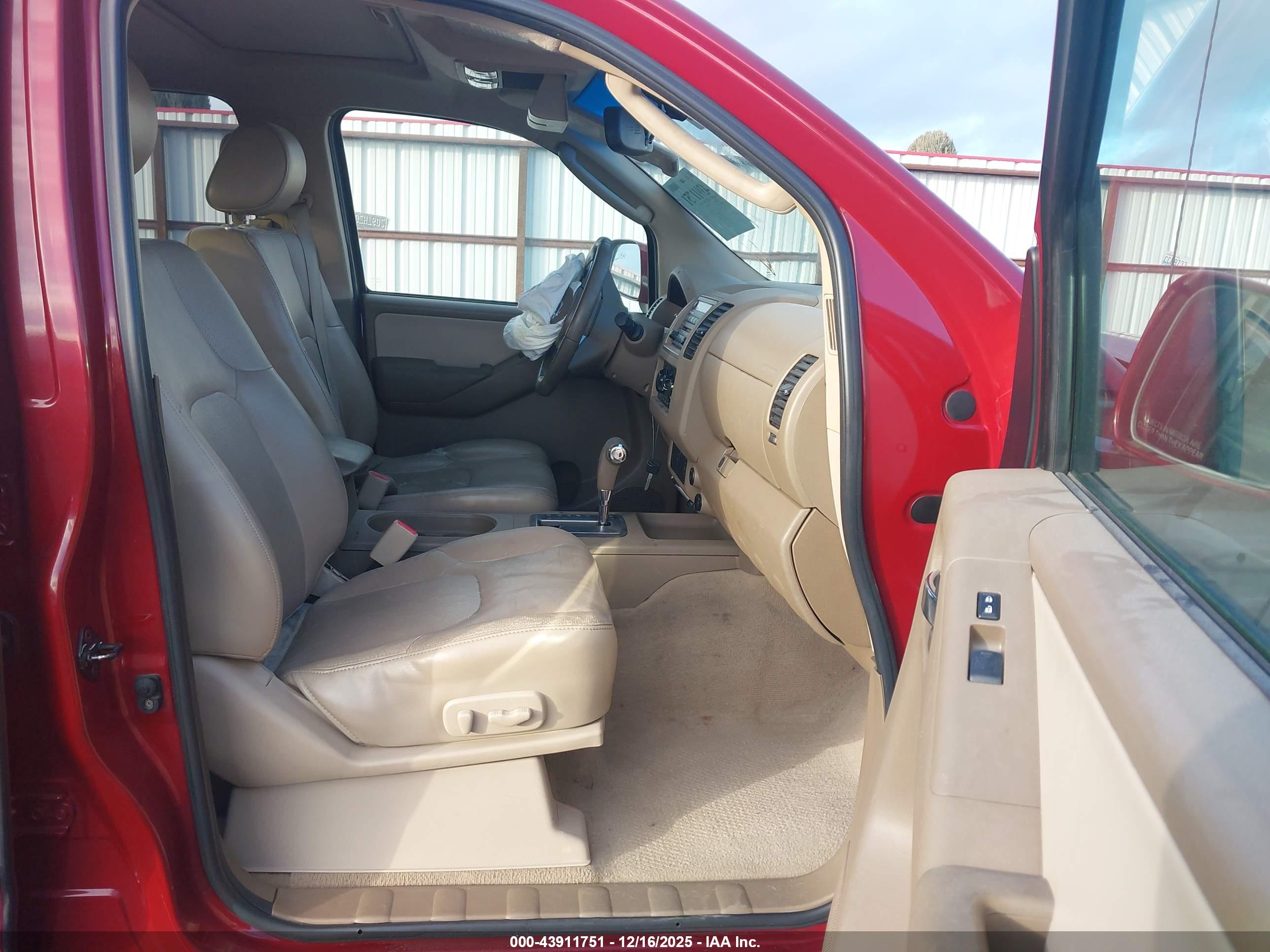 NISSAN FRONTIER image 5