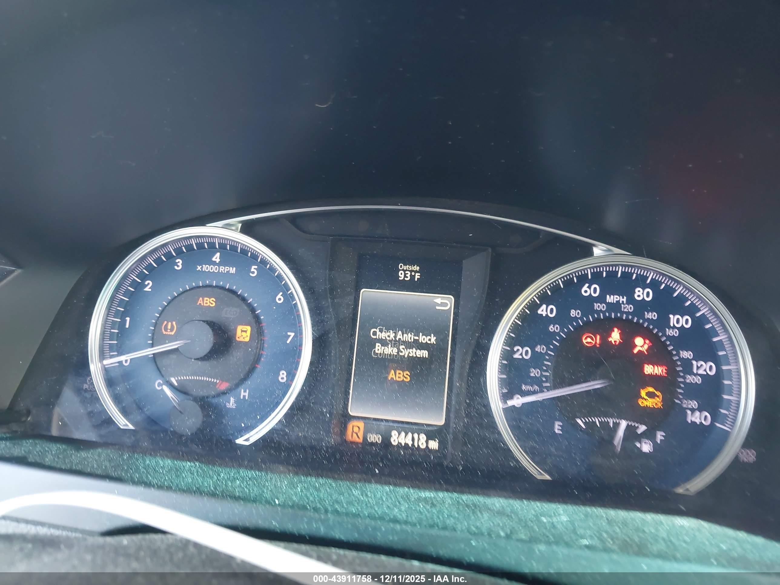 TOYOTA CAMRY image 7