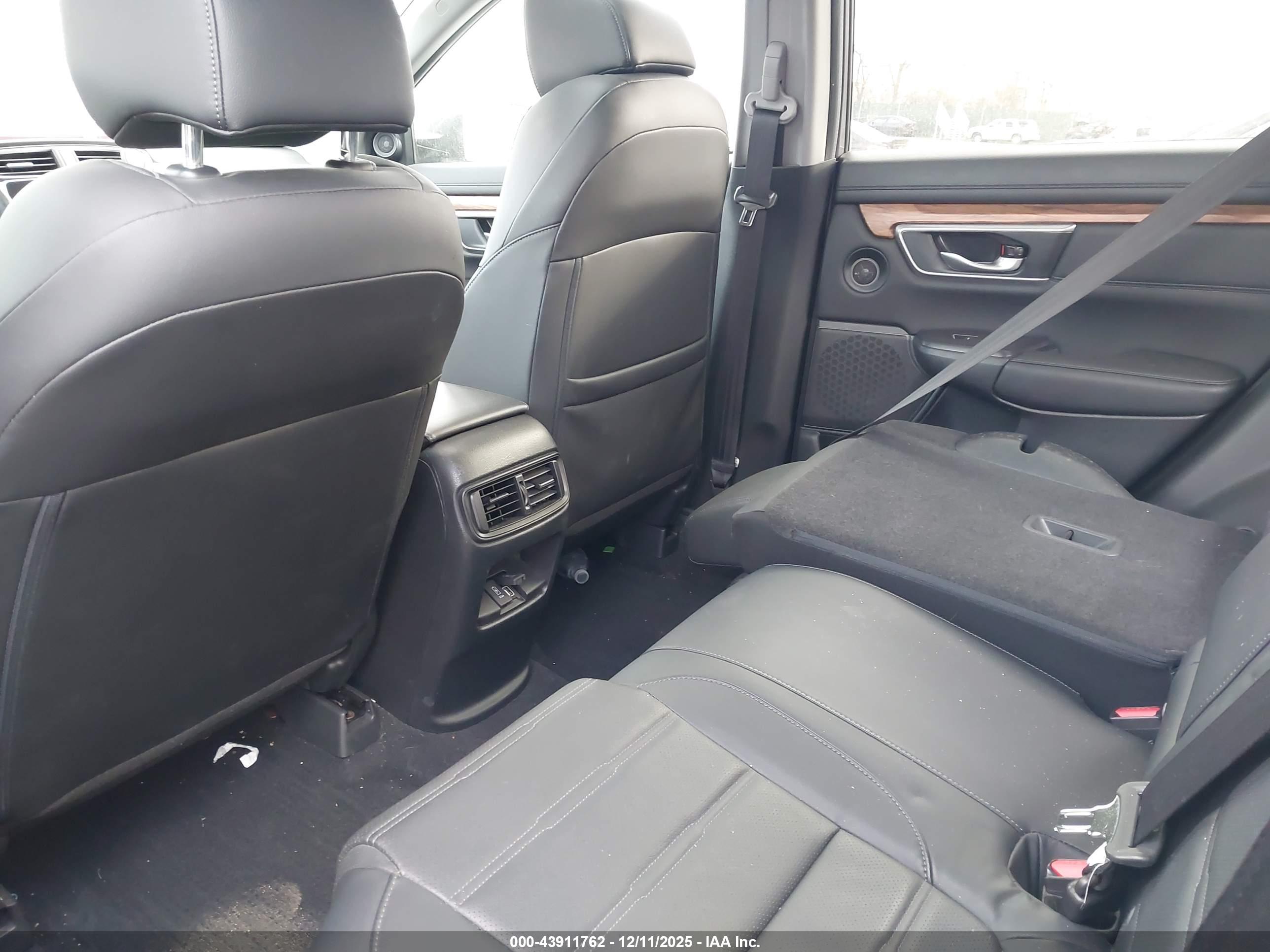 HONDA CR-V image 8