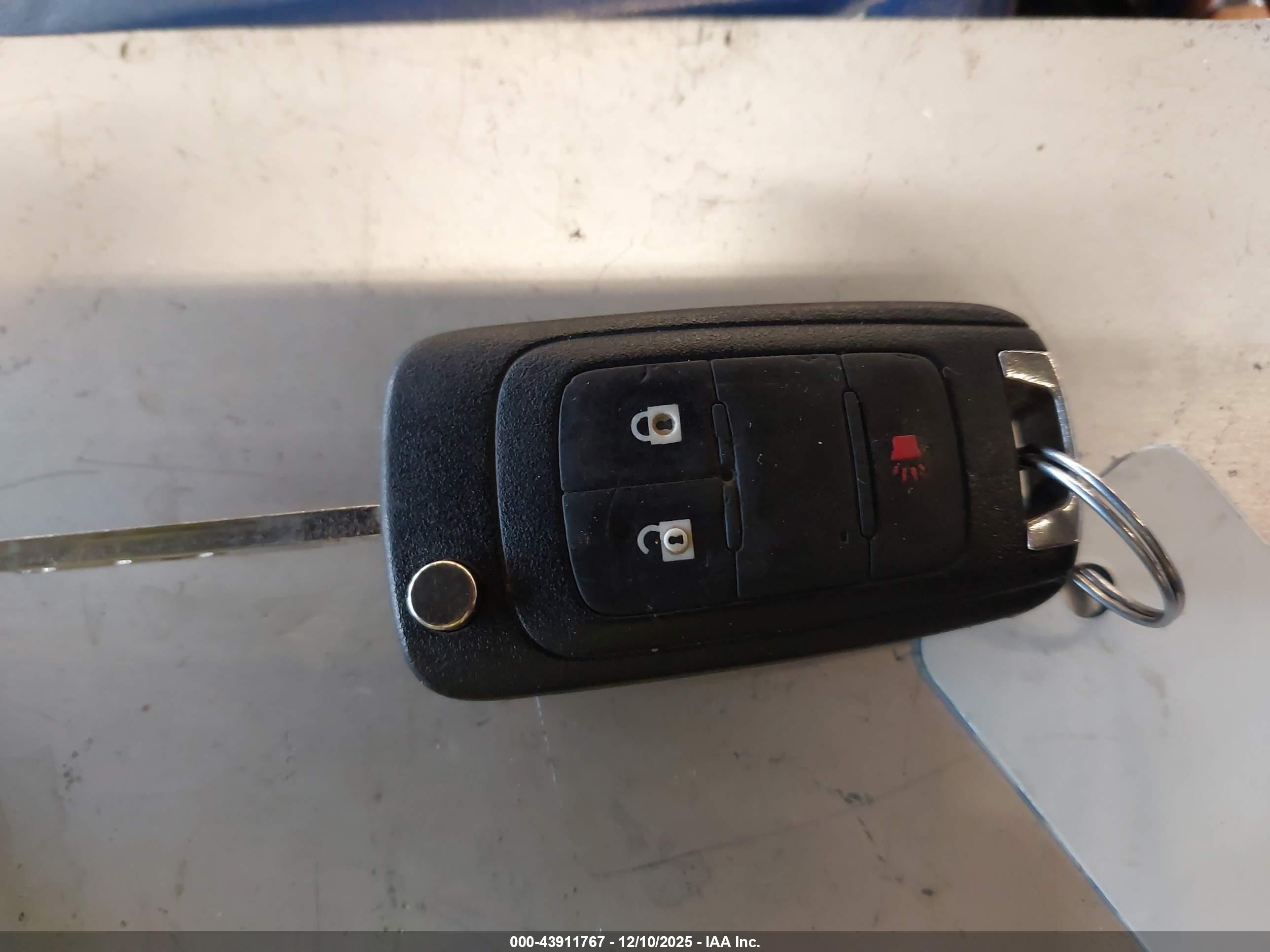 GMC TERRAIN image 11