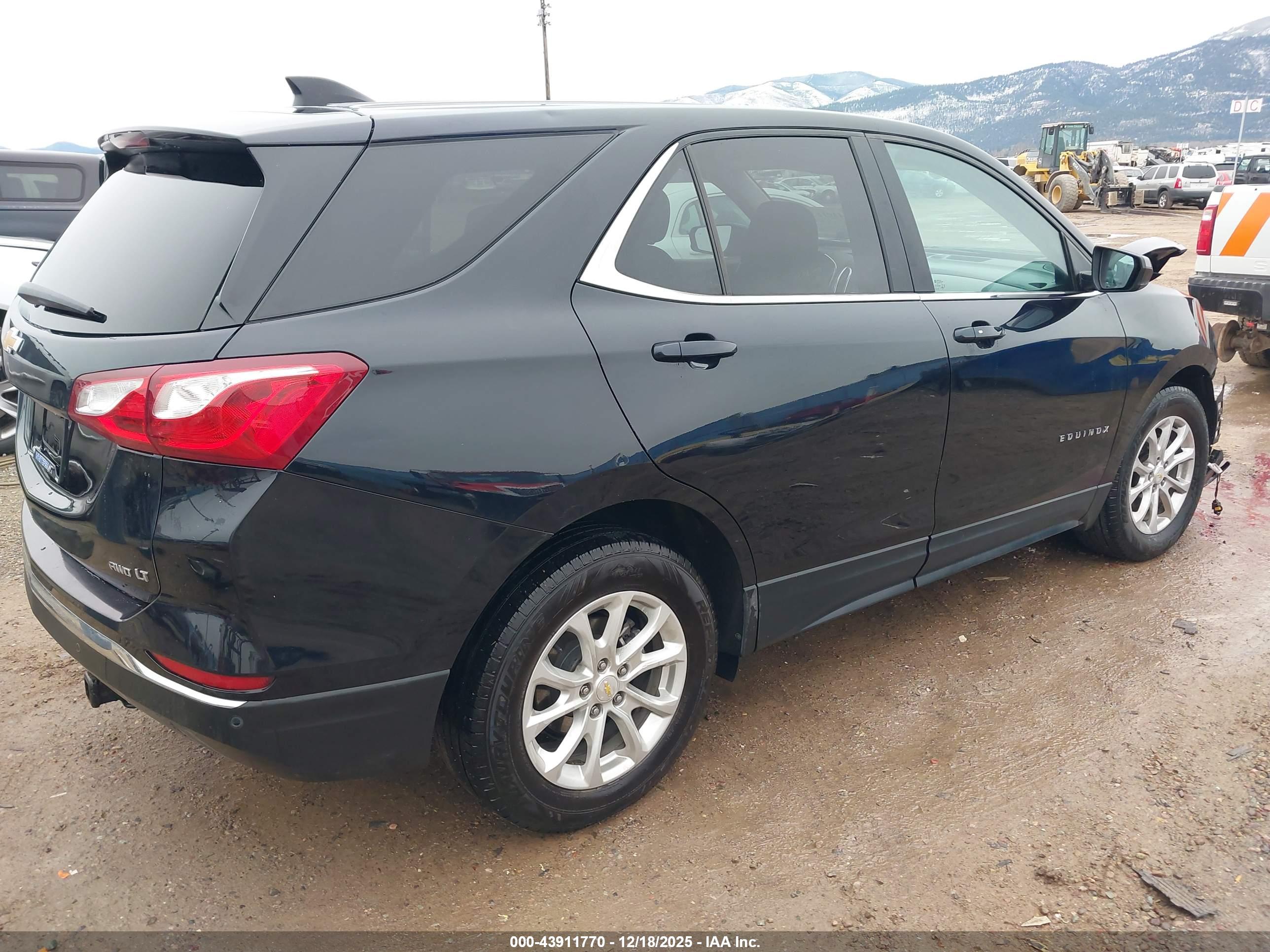 CHEVROLET EQUINOX image 4