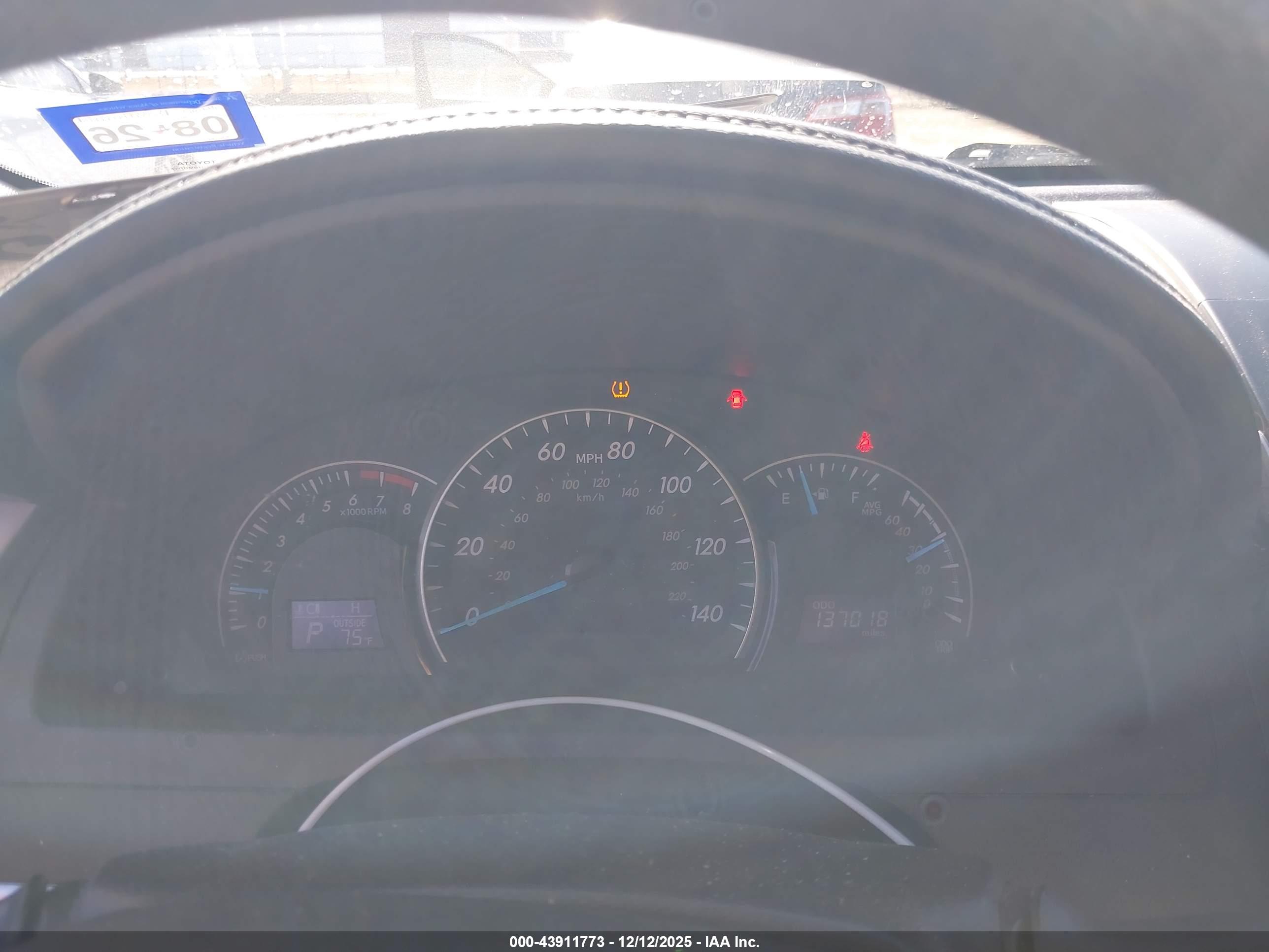 TOYOTA CAMRY image 7