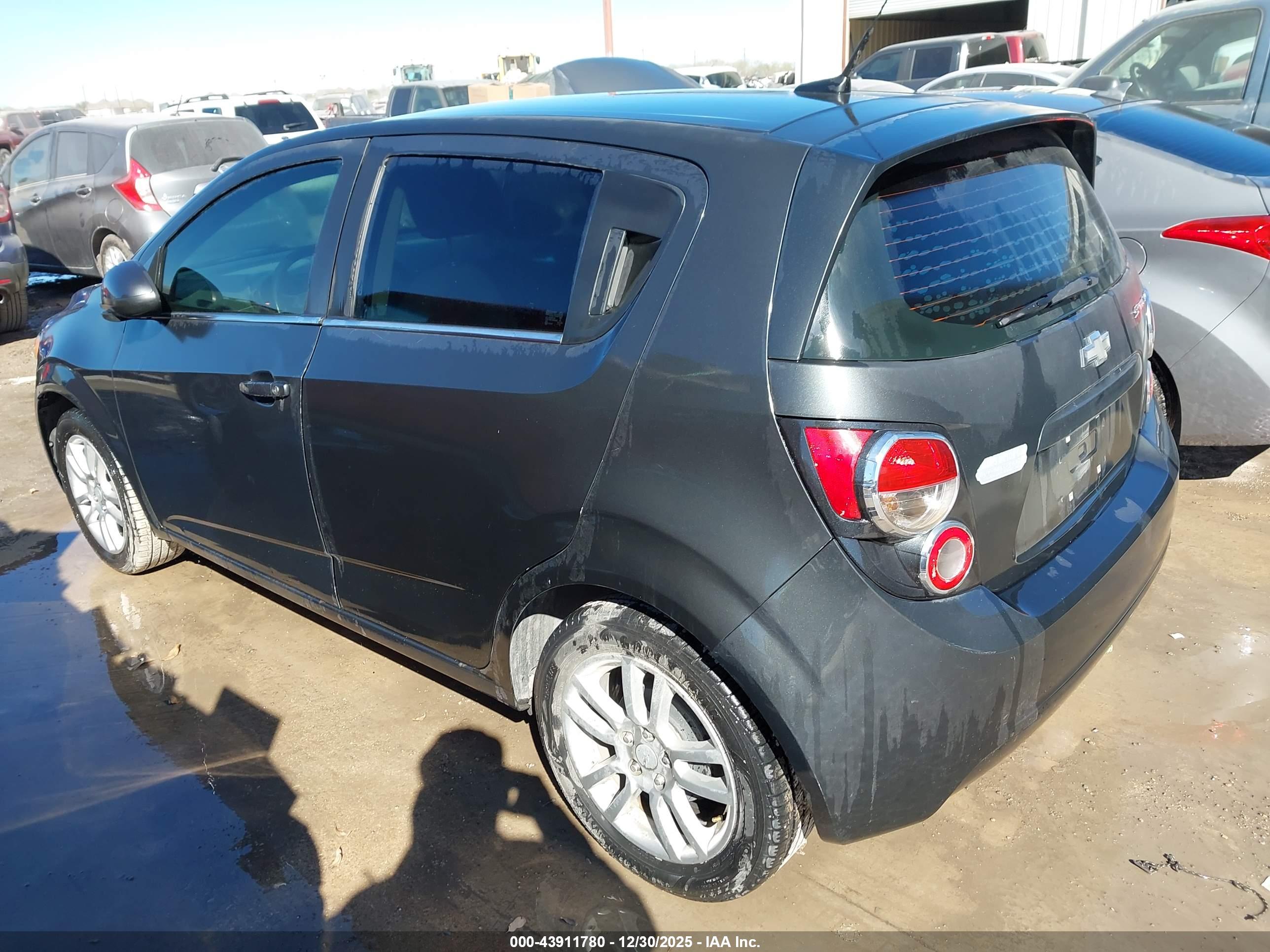CHEVROLET SONIC image 3