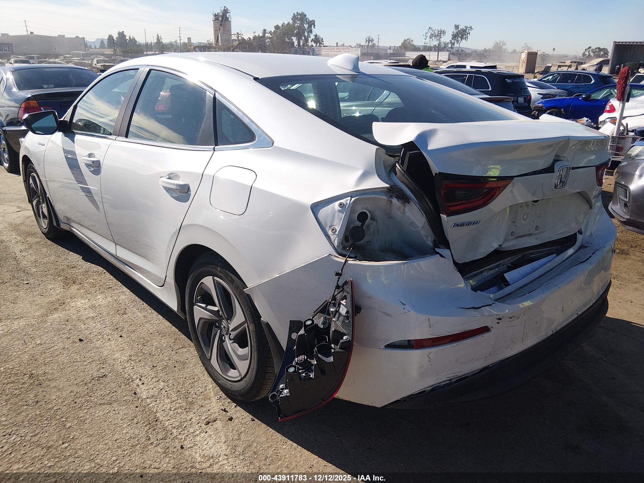 HONDA INSIGHT image 3