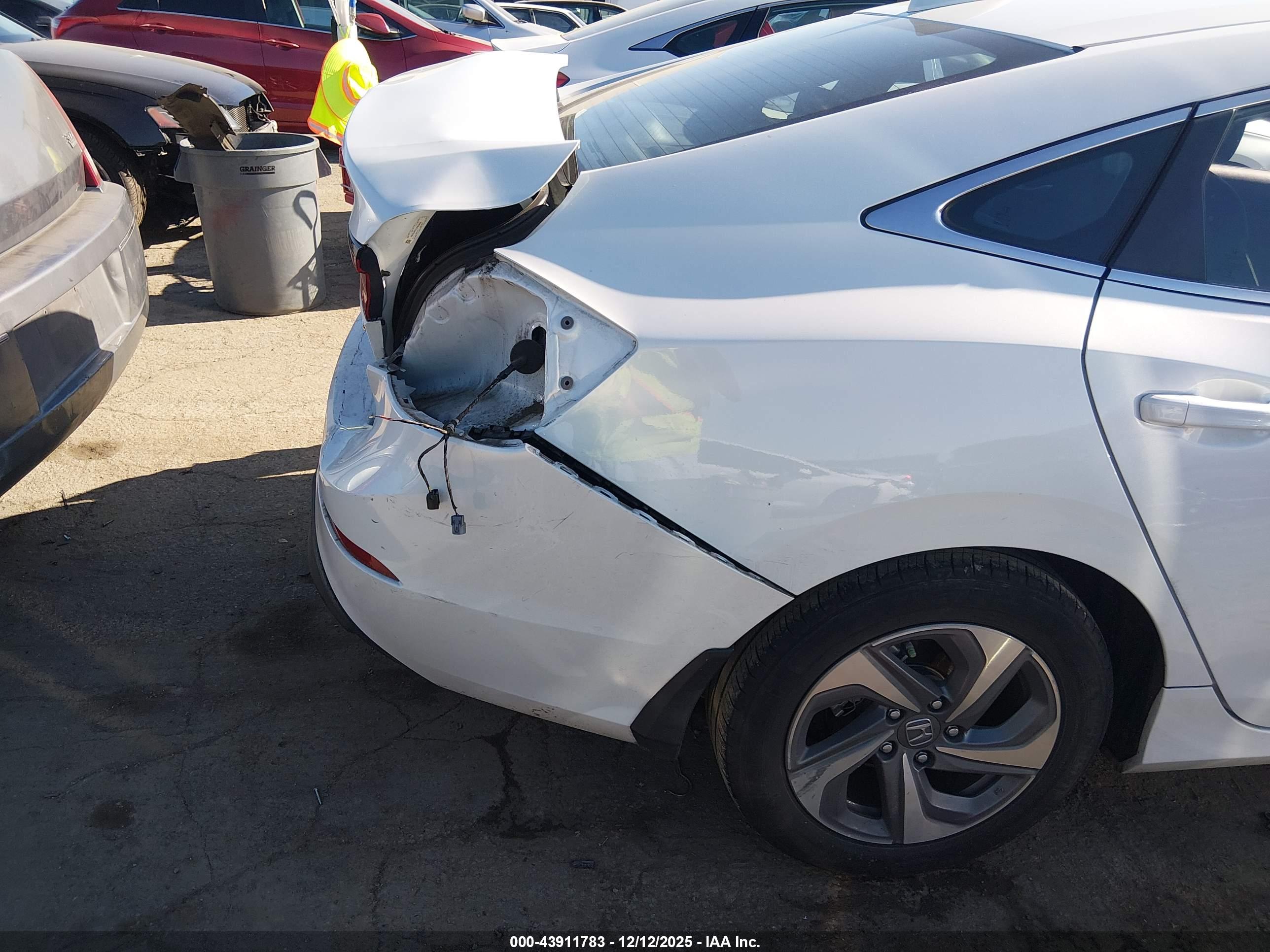 HONDA INSIGHT image 6