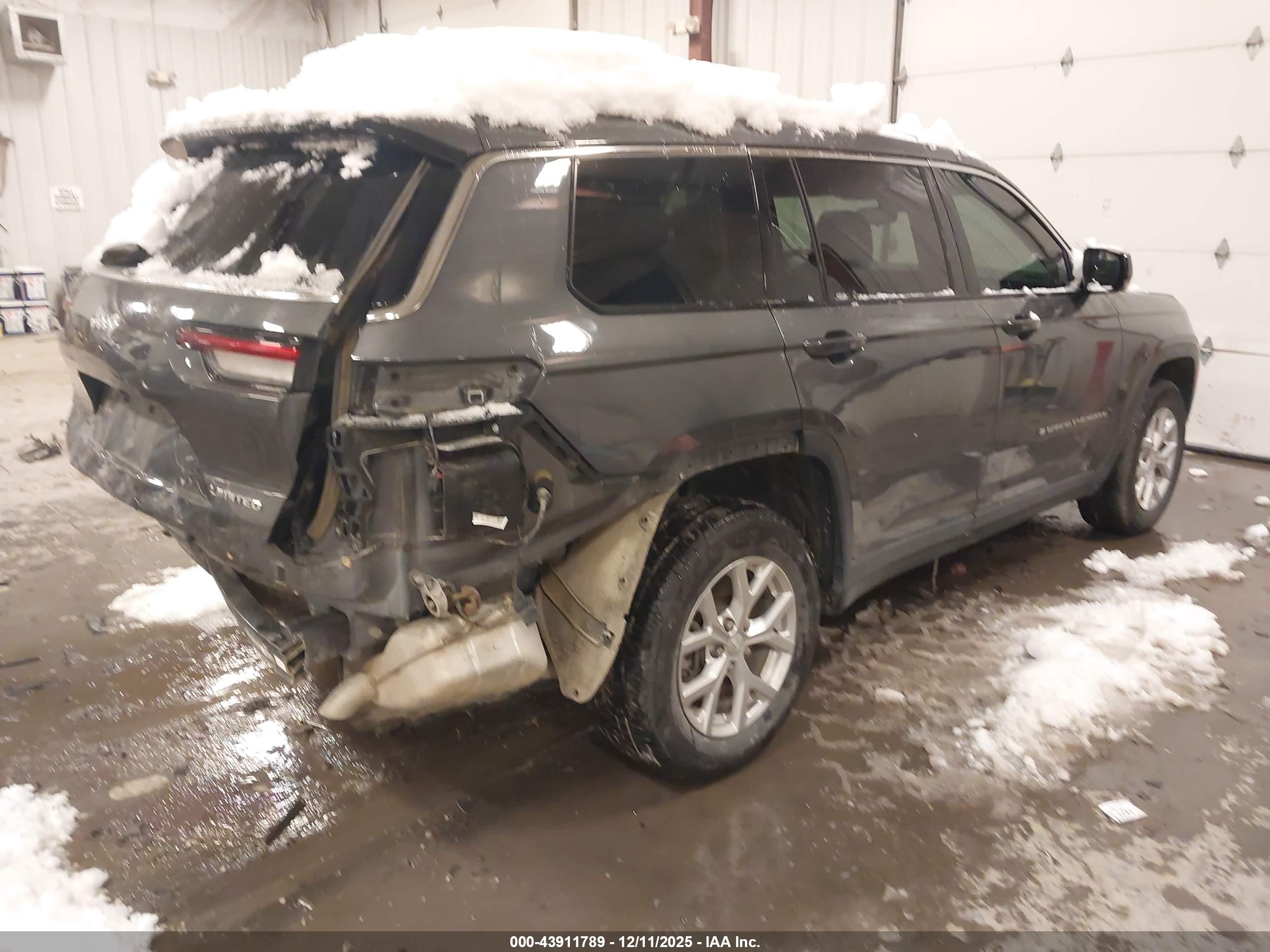 JEEP GRAND image 4