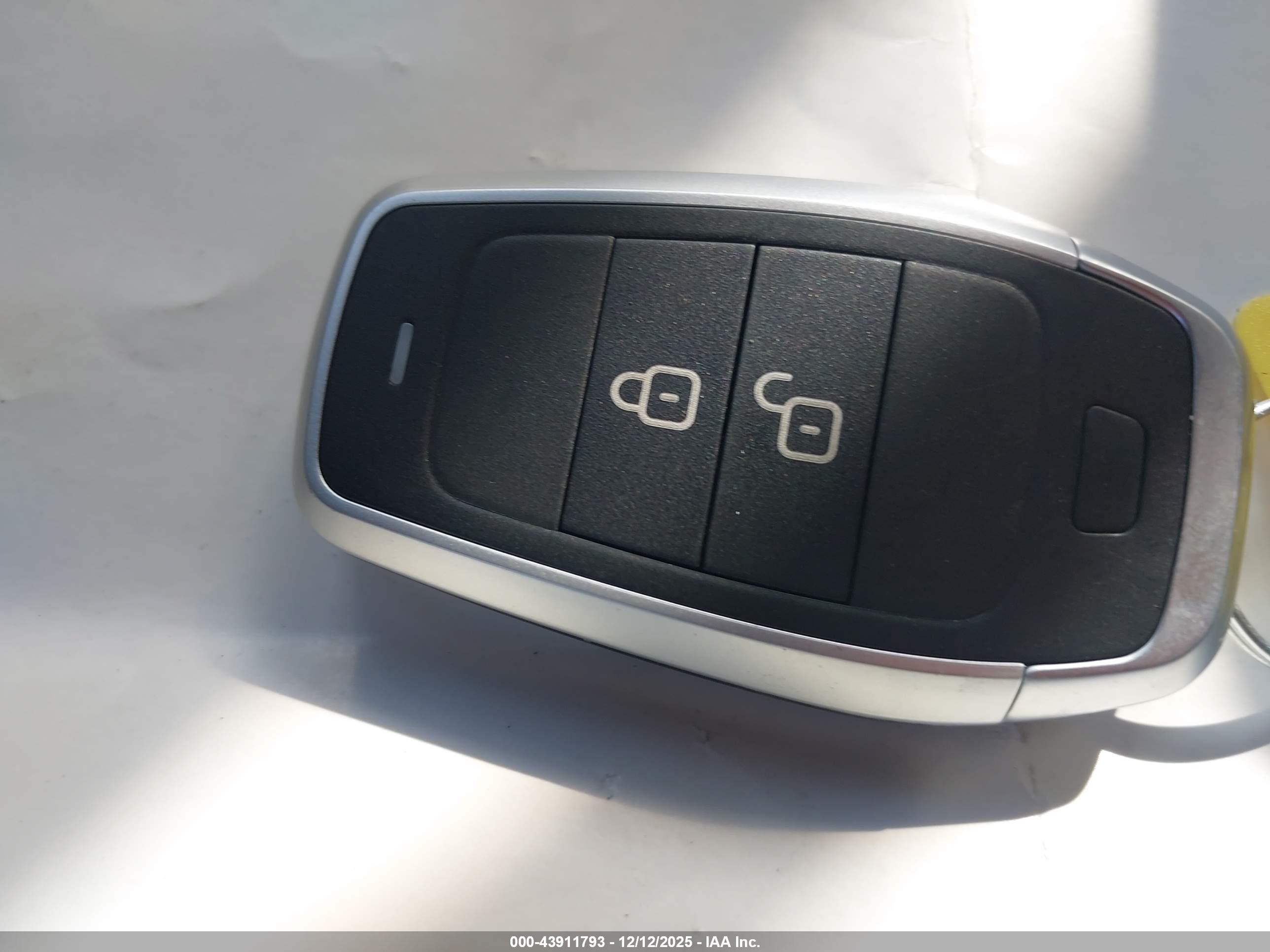 JEEP GRAND image 11