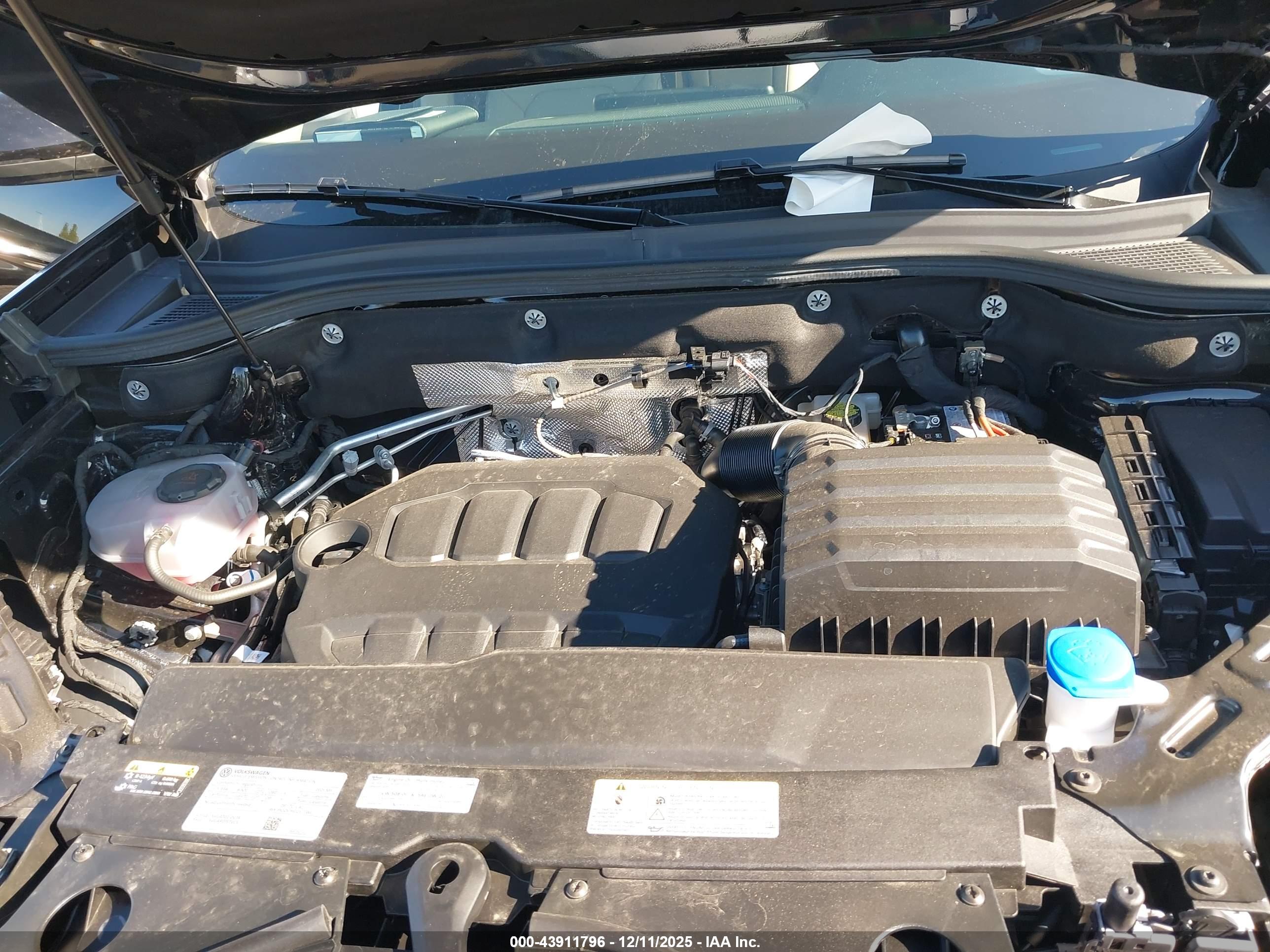 VOLKSWAGEN ATLAS image 10