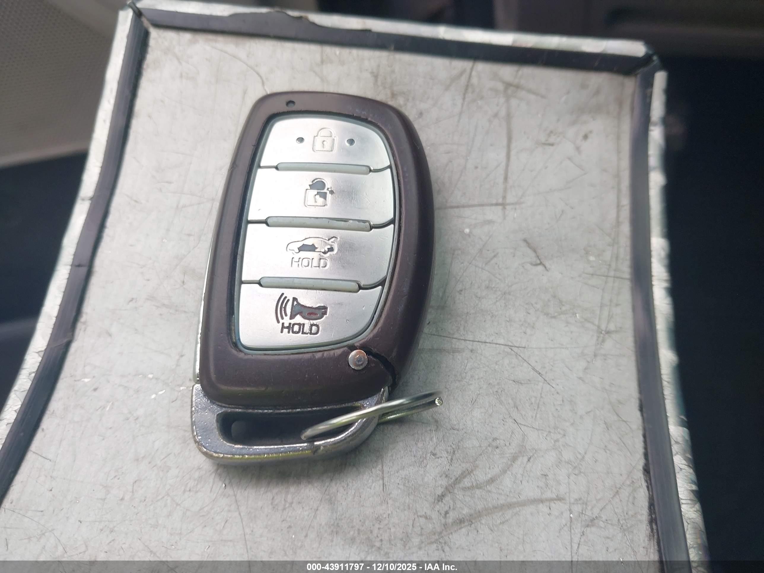 HYUNDAI SONATA image 11