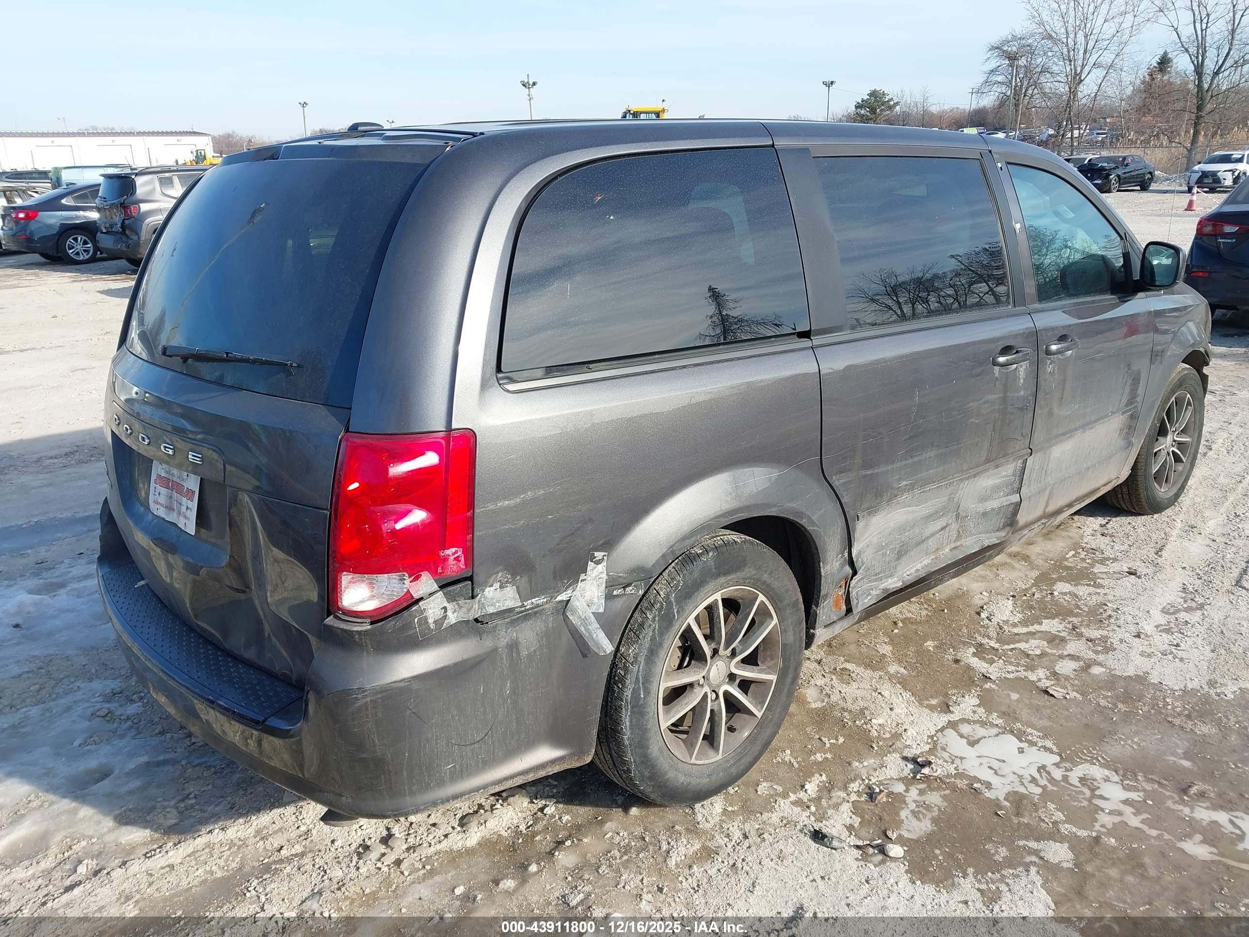 DODGE GRAND image 4