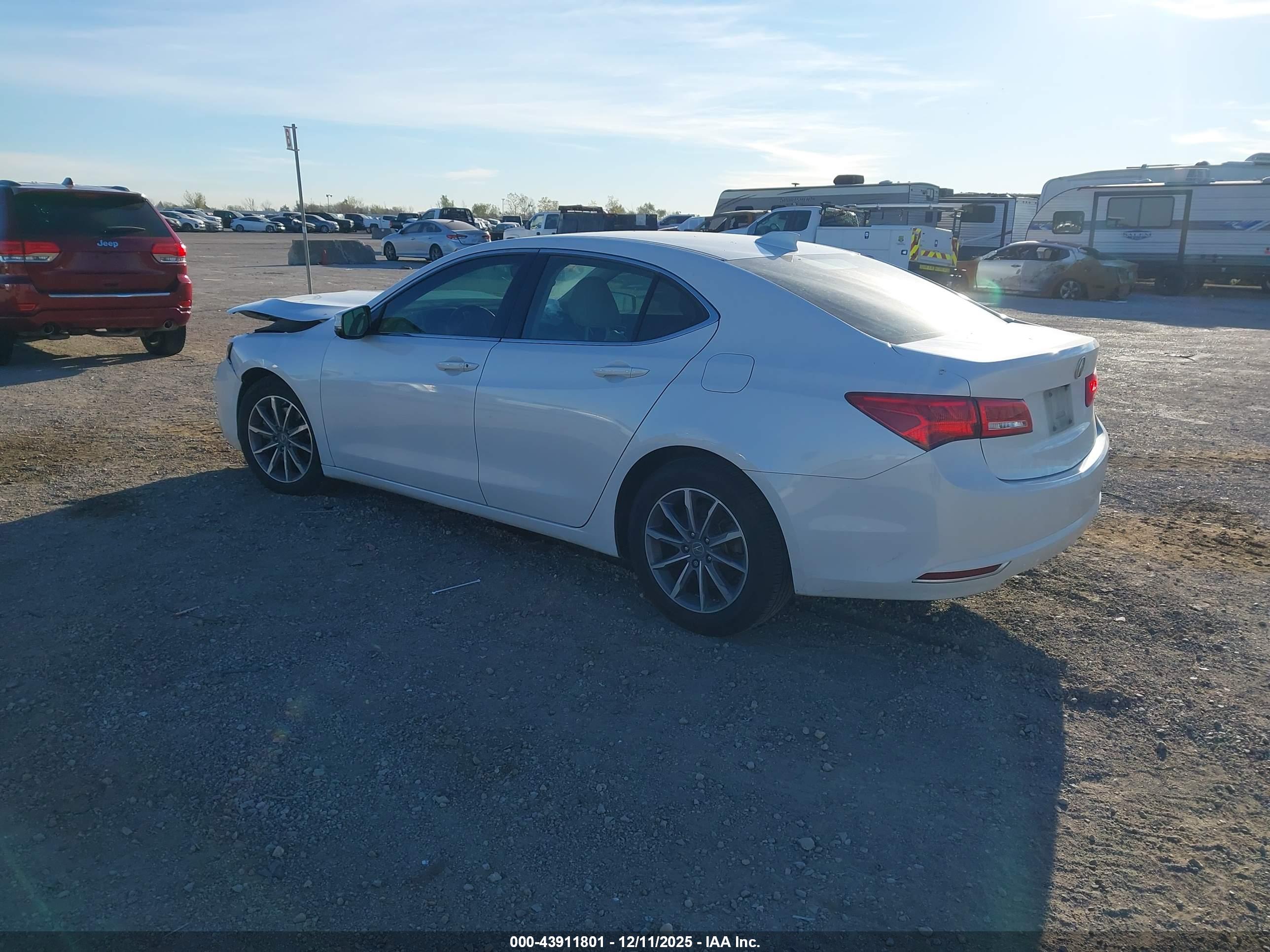 ACURA TLX image 3
