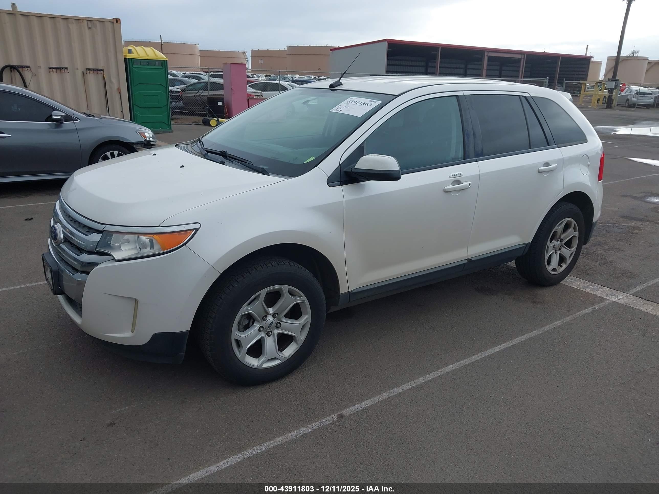 FORD EDGE image 2
