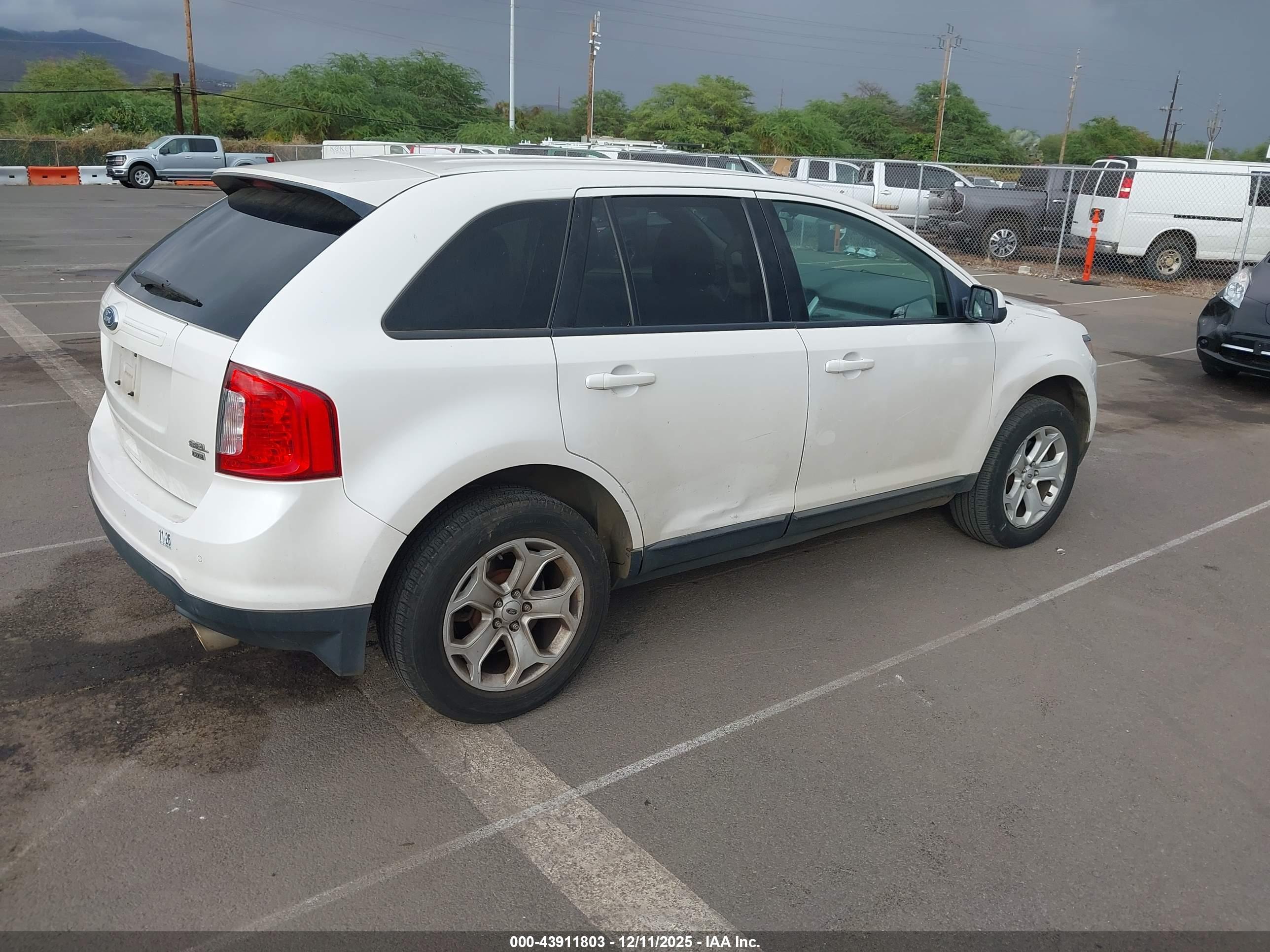 FORD EDGE image 4